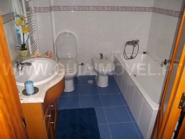 Moradia Geminada T4+1