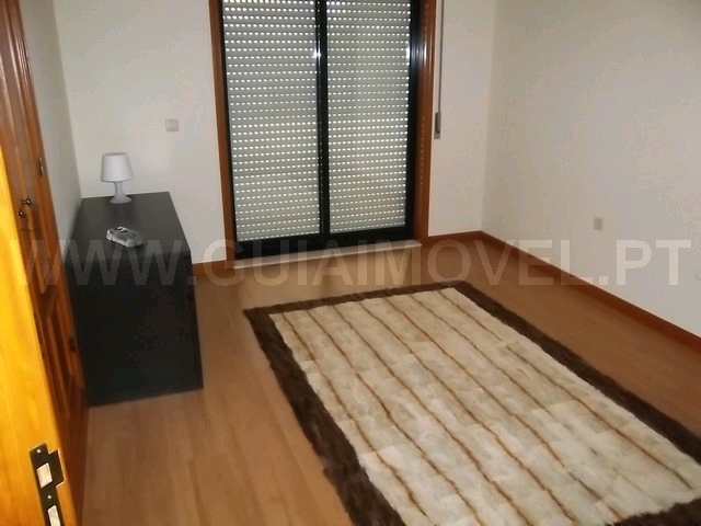 Moradia Geminada T4+1