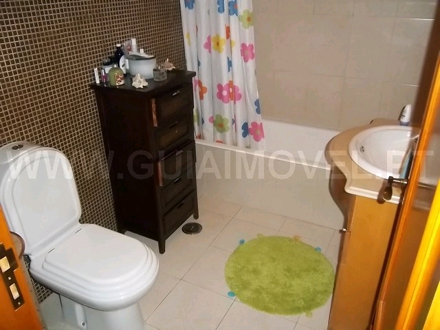 Moradia Geminada T4+1