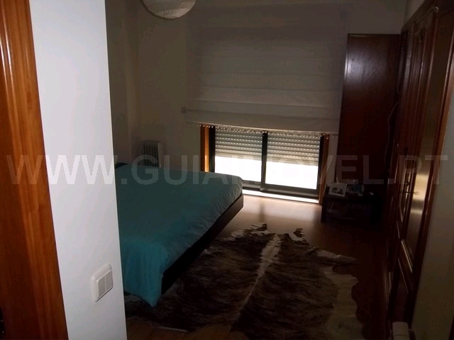 Moradia Geminada T4+1