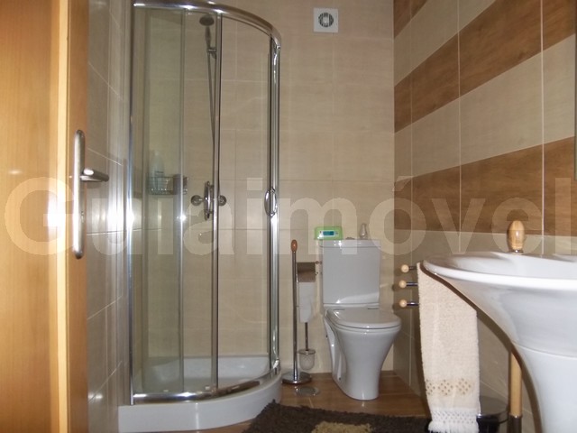 Moradia Geminada T4
