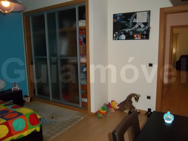 Moradia Geminada T4