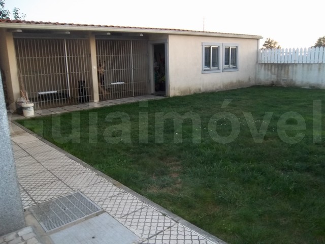 Moradia Geminada T4