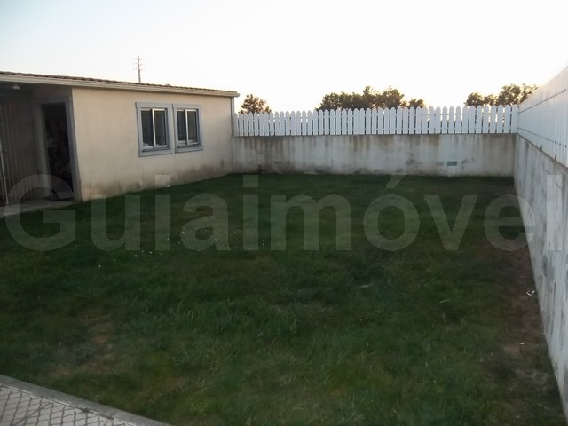Moradia Geminada T4