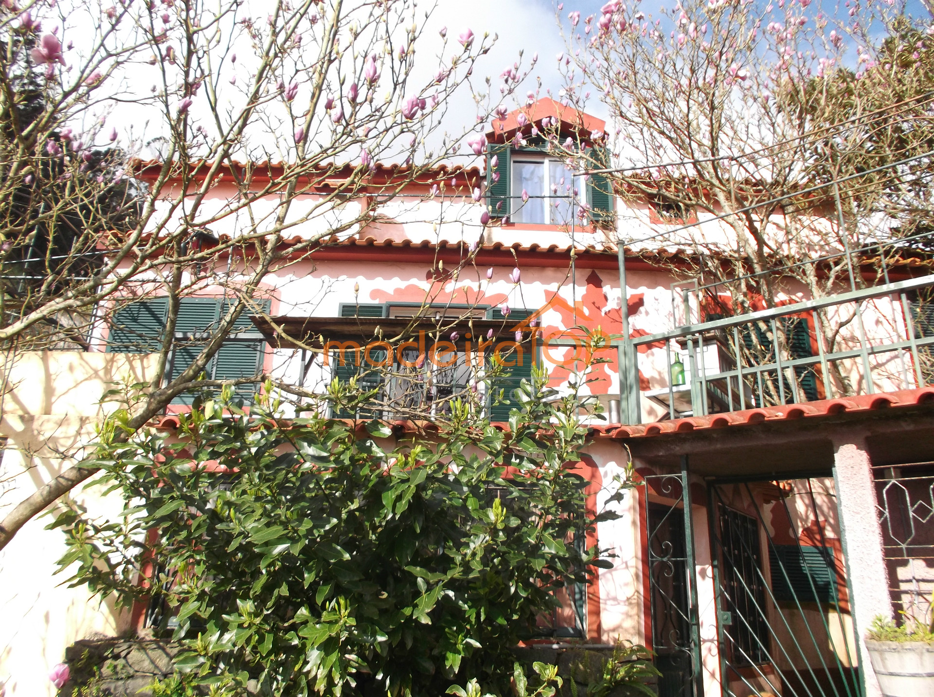 Einfamilienhaus 4+ 2/2 Schlafzimmer