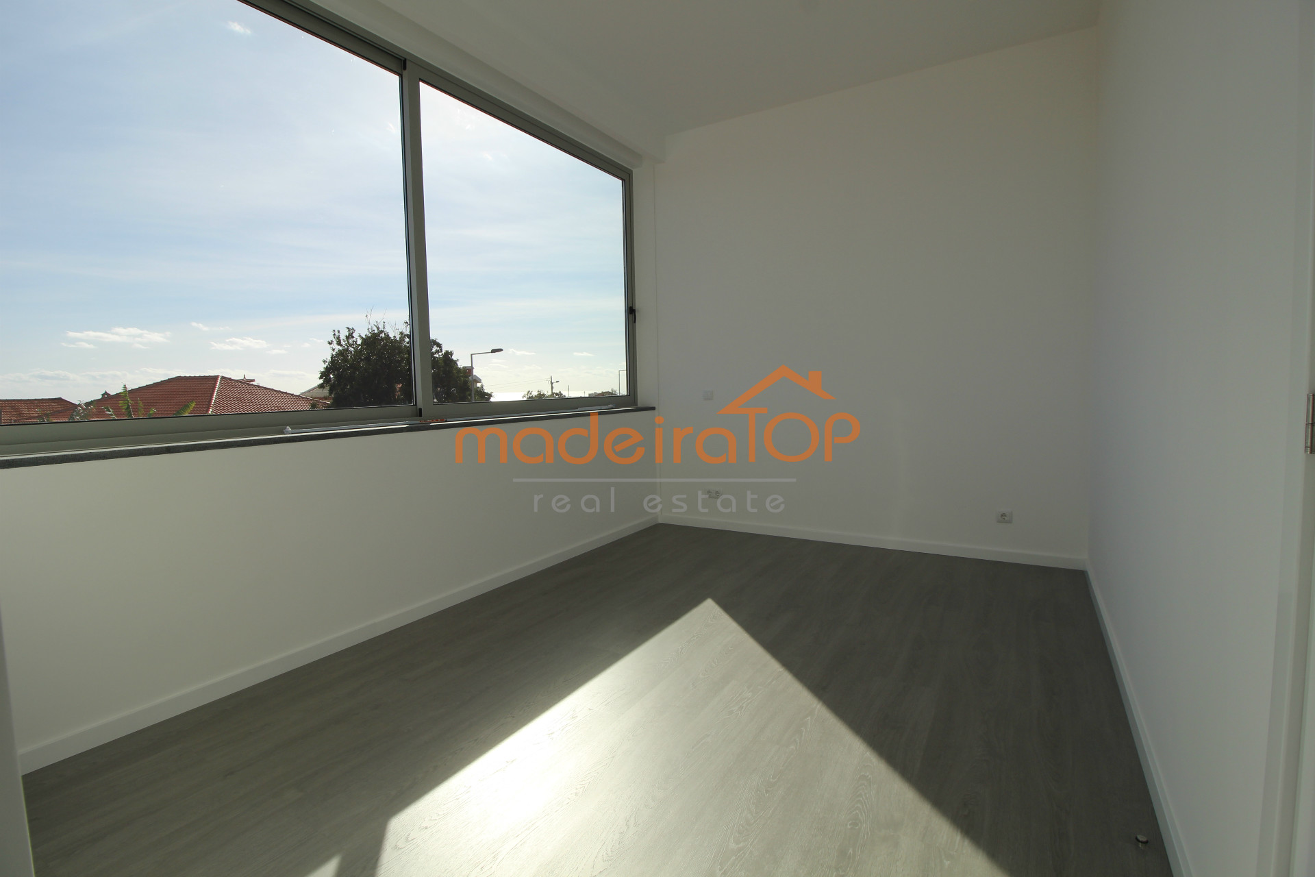 Fantastischer Haus moderner Stil V3 in Funchal.