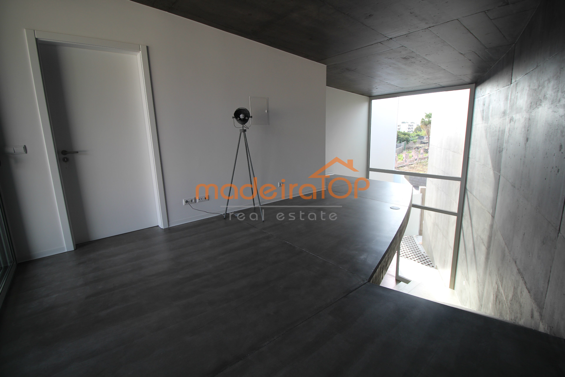 Fantastischer Haus moderner Stil V3 in Funchal.