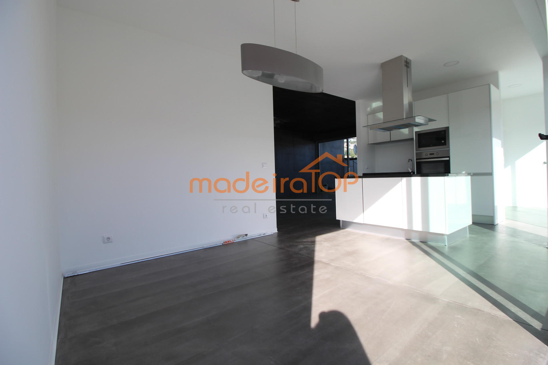 Fantastischer Haus moderner Stil V3 in Funchal.