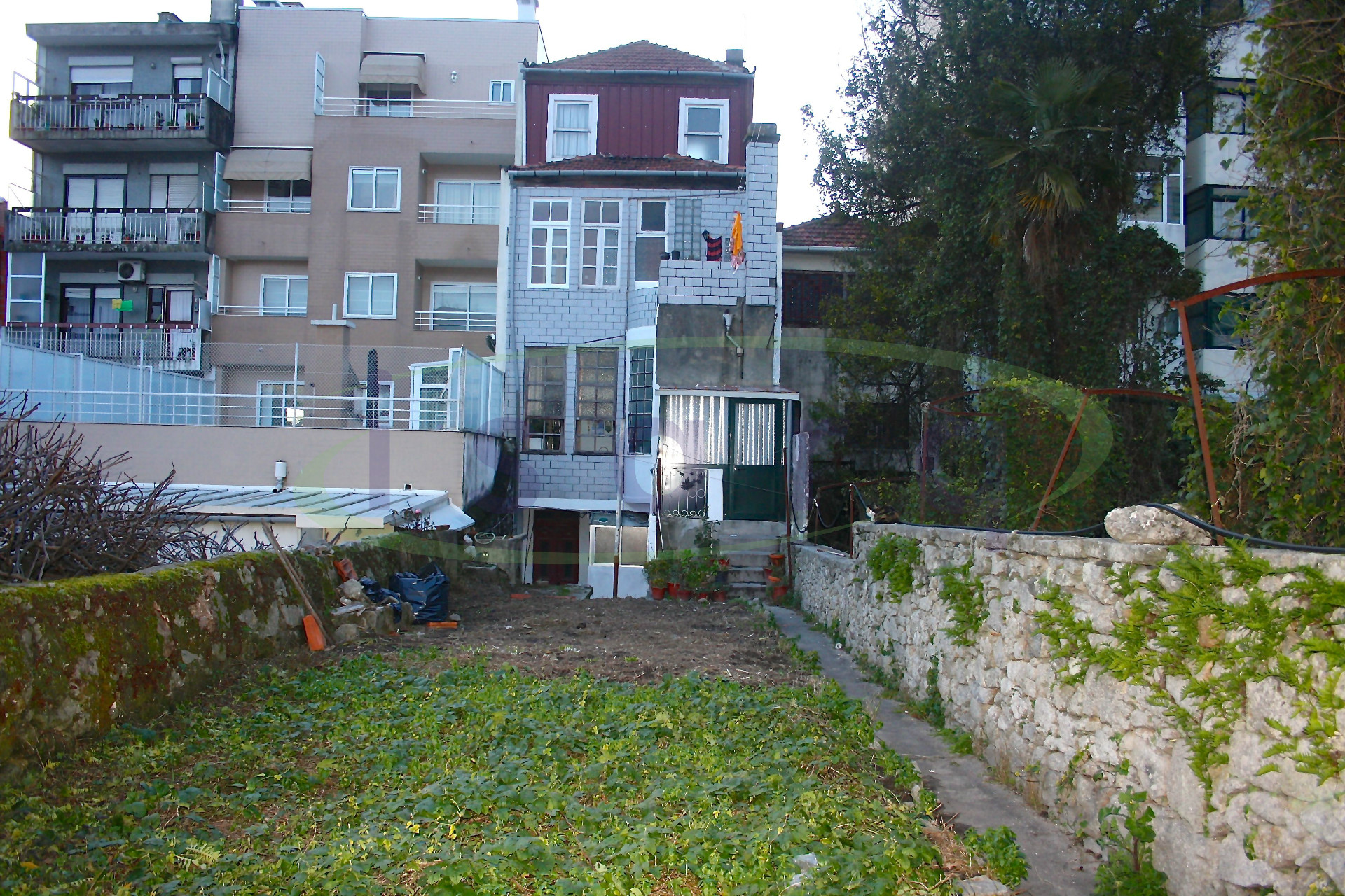 Prédio Porto Centro com grande area exterior