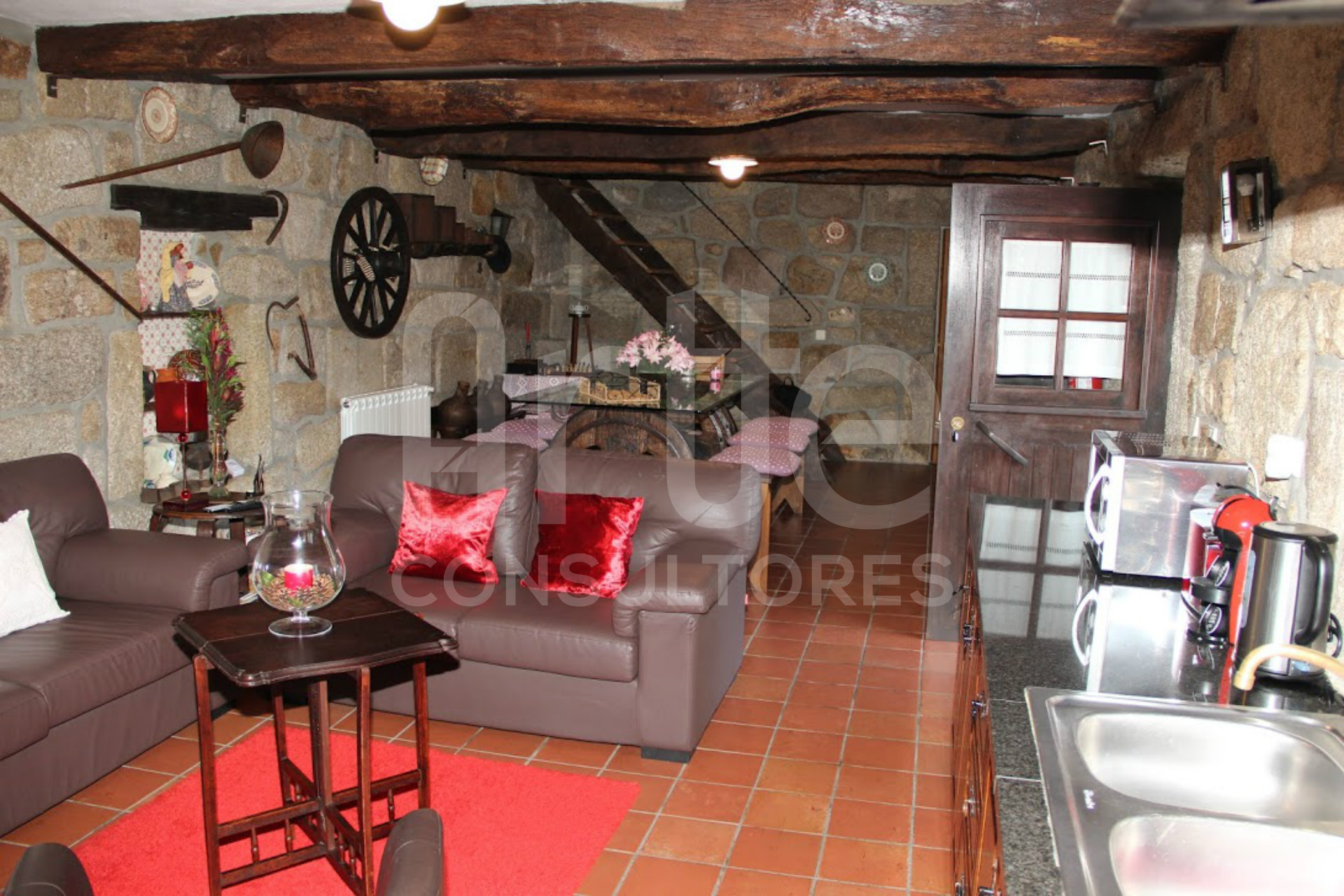 Quinta T3 em Couto Esteves para AL