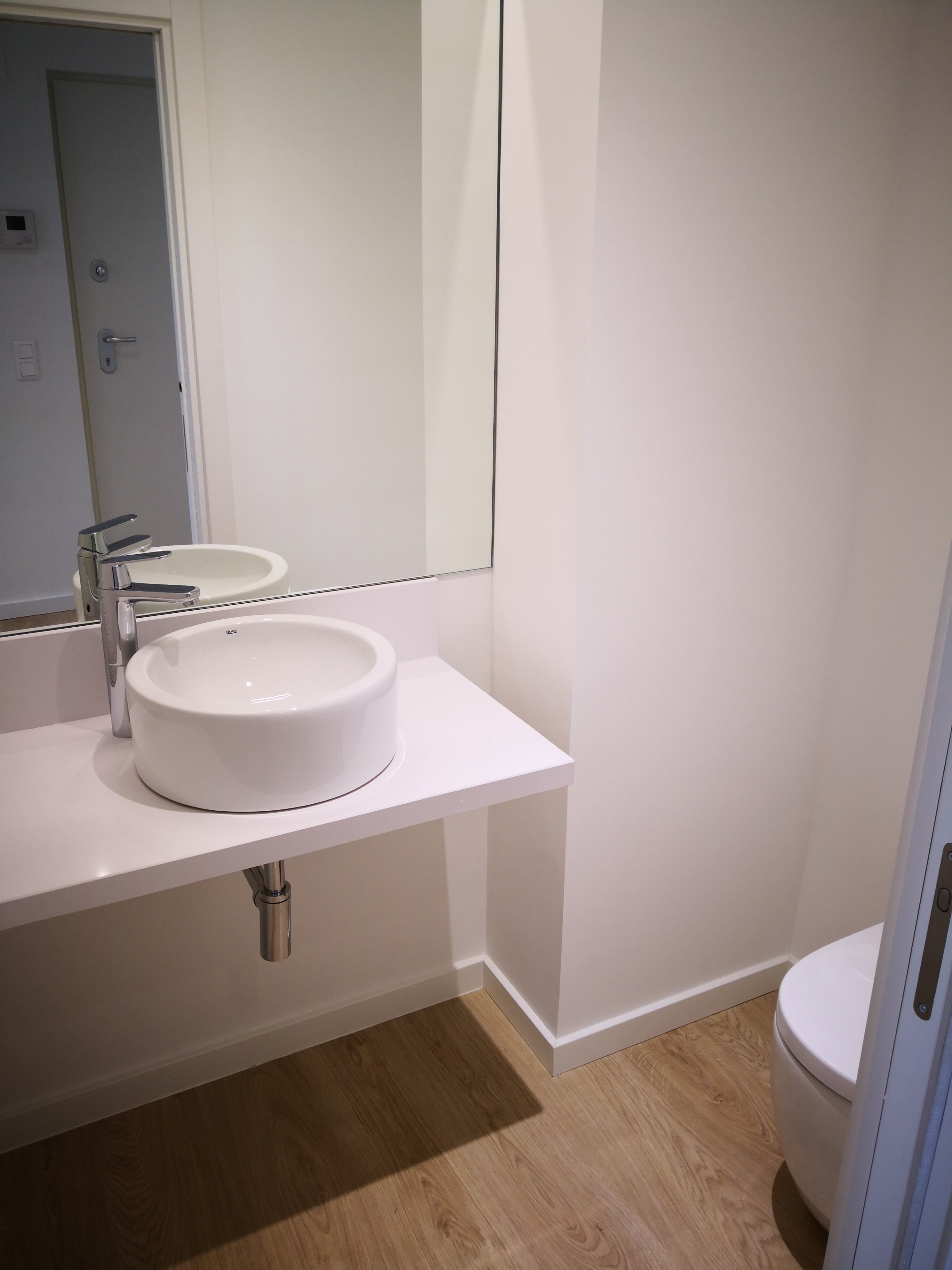 T2- VENDA - NOVO - 96,60 M2 - LUGAR DE ESTACIONAMENTO E ARRECADAÇÃO