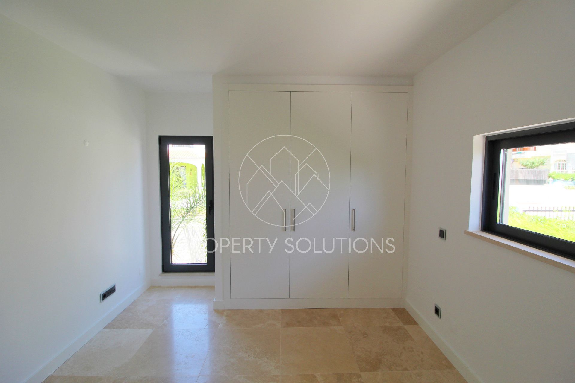 独立式的房子 4个房间