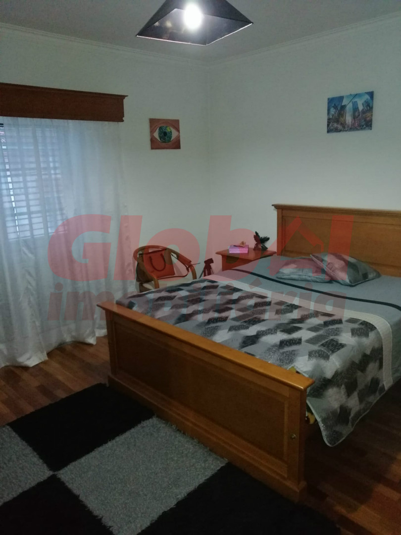 Moradia Geminada T4