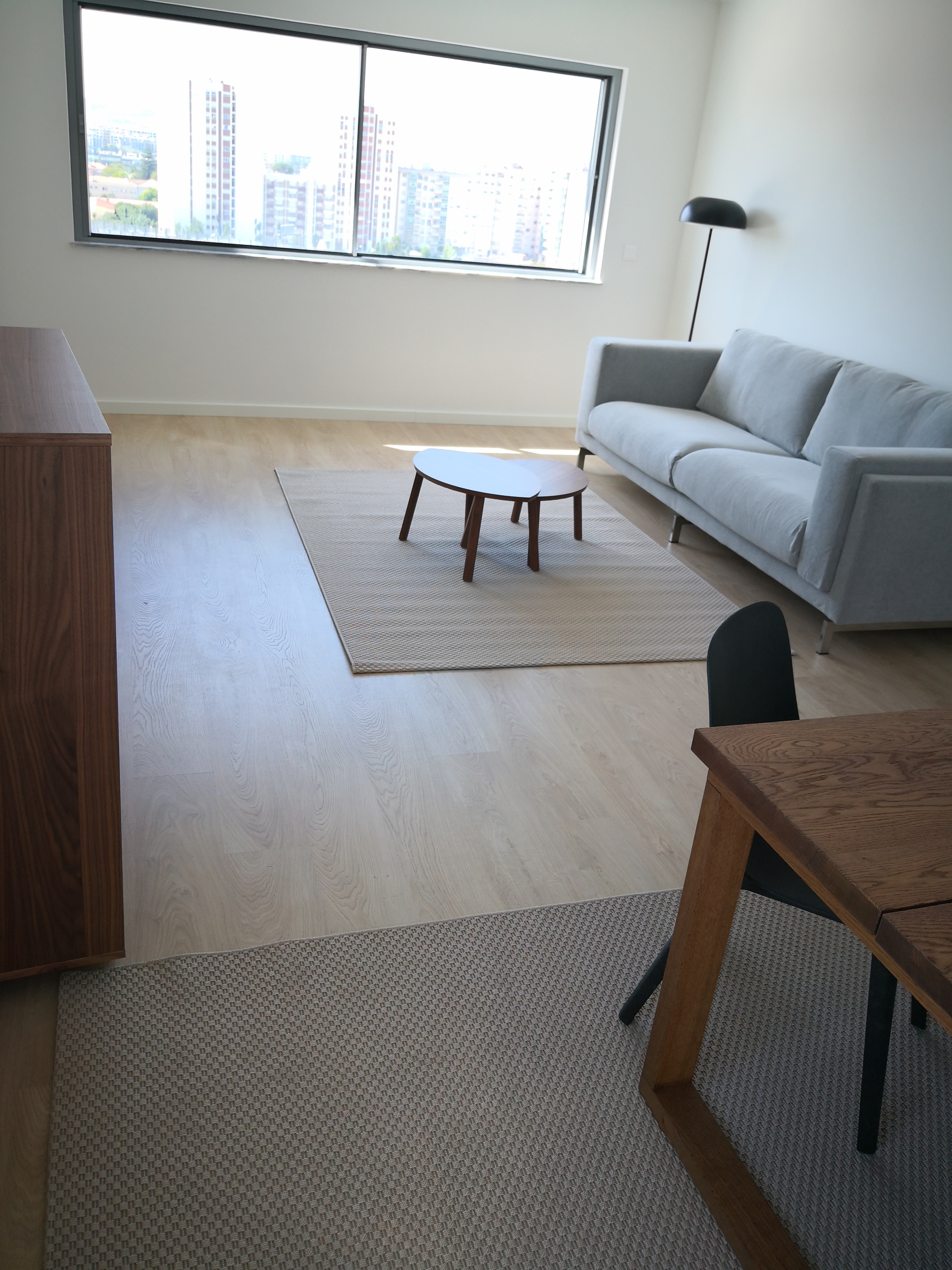 T2- ARRENDAMENTO - NOVO - TOTALMENTE EQUIPADO E MOBILADO