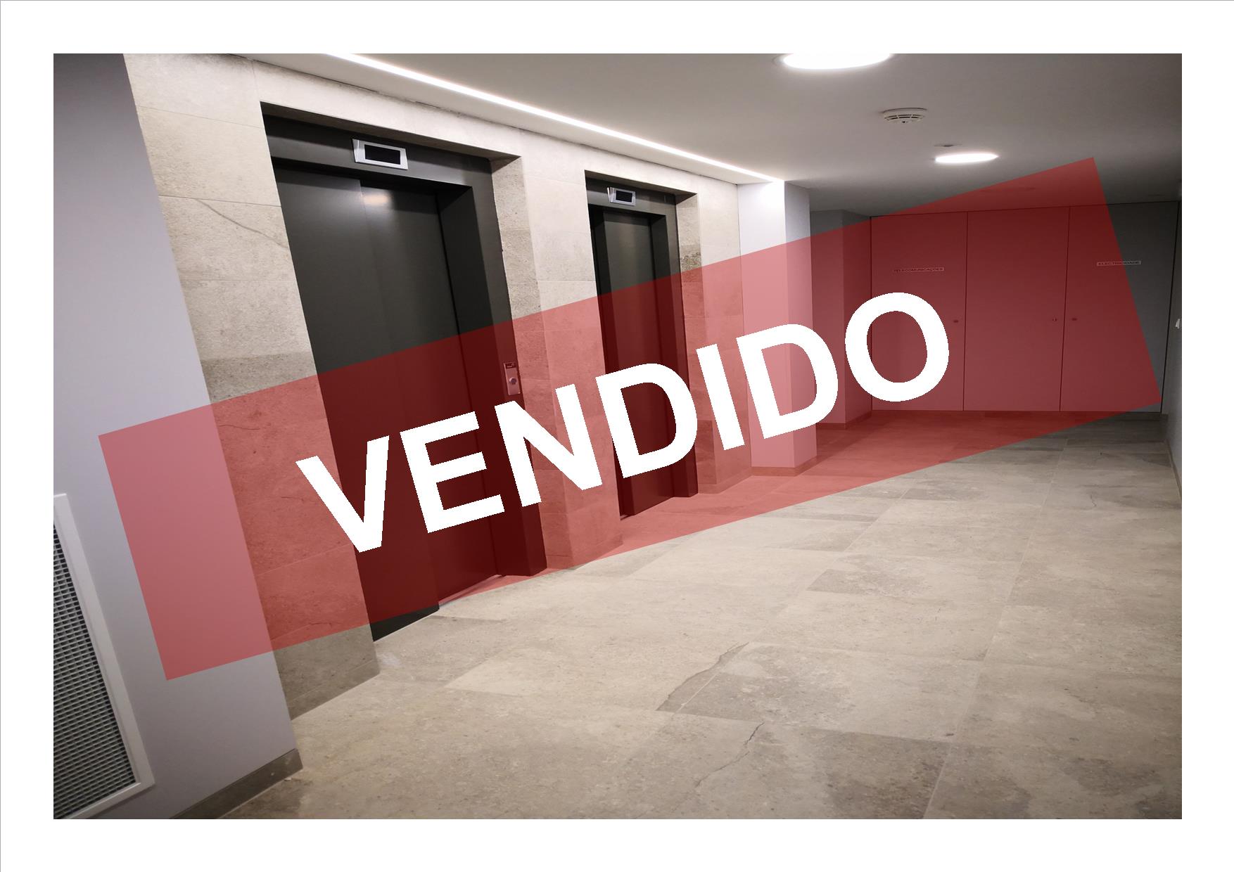 T2- VENDA - NOVO - 96,60 M2 - LUGAR DE ESTACIONAMENTO E ARRECADAÇÃO