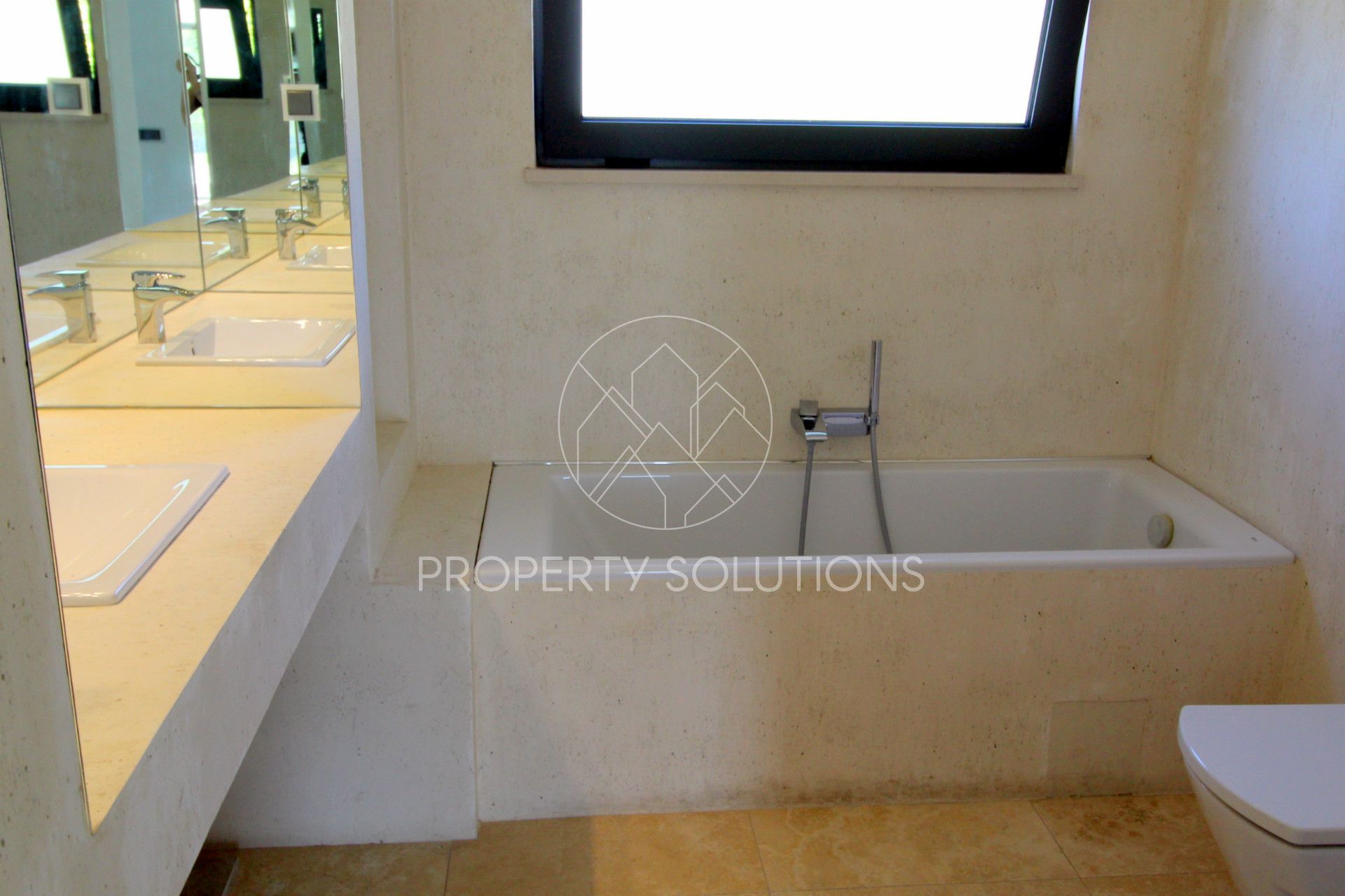 独立式的房子 4个房间