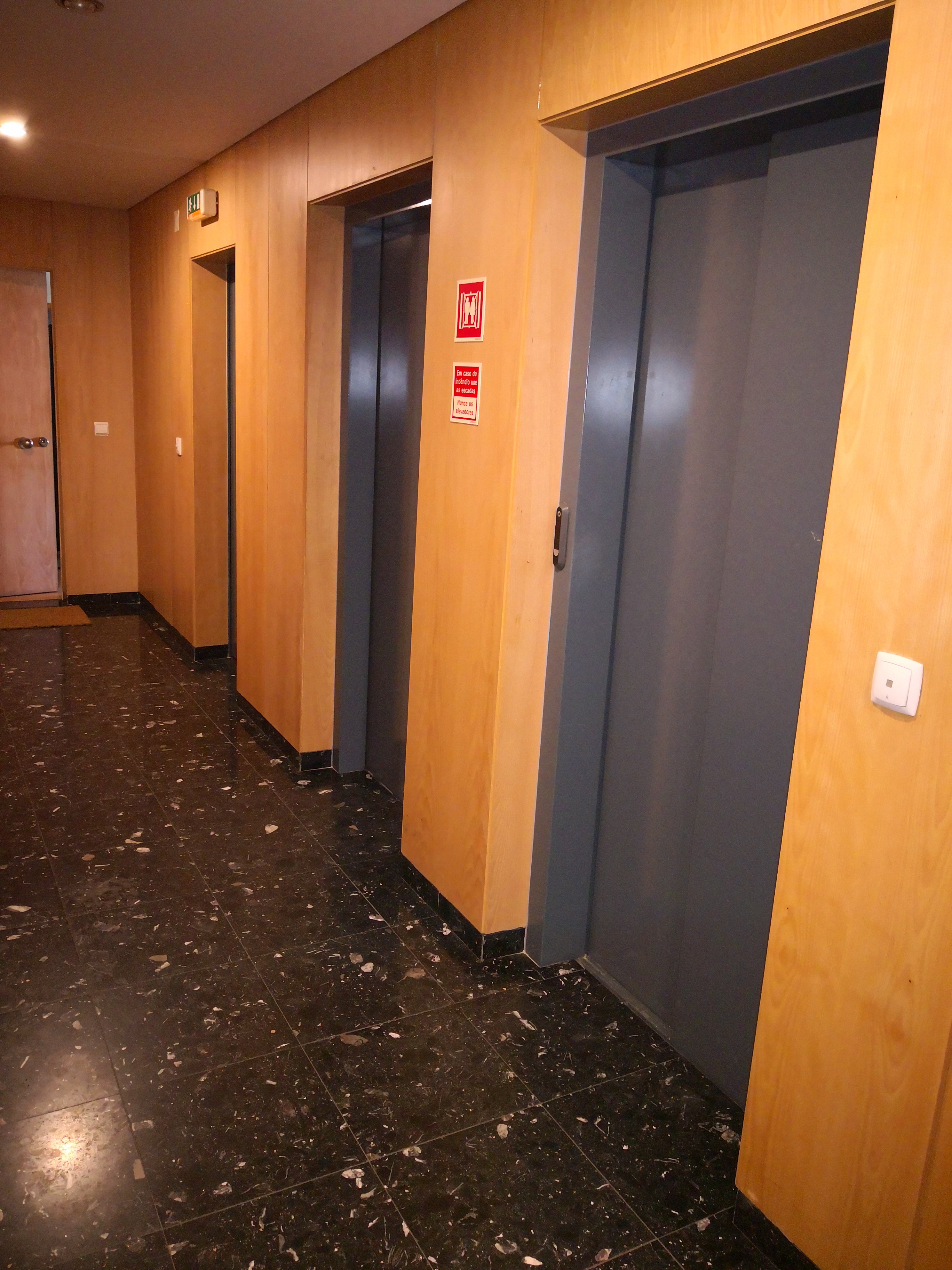 T1 - VENDA - LUGAR DE ESTACIONAMENTO E ARRECADAÇÃO