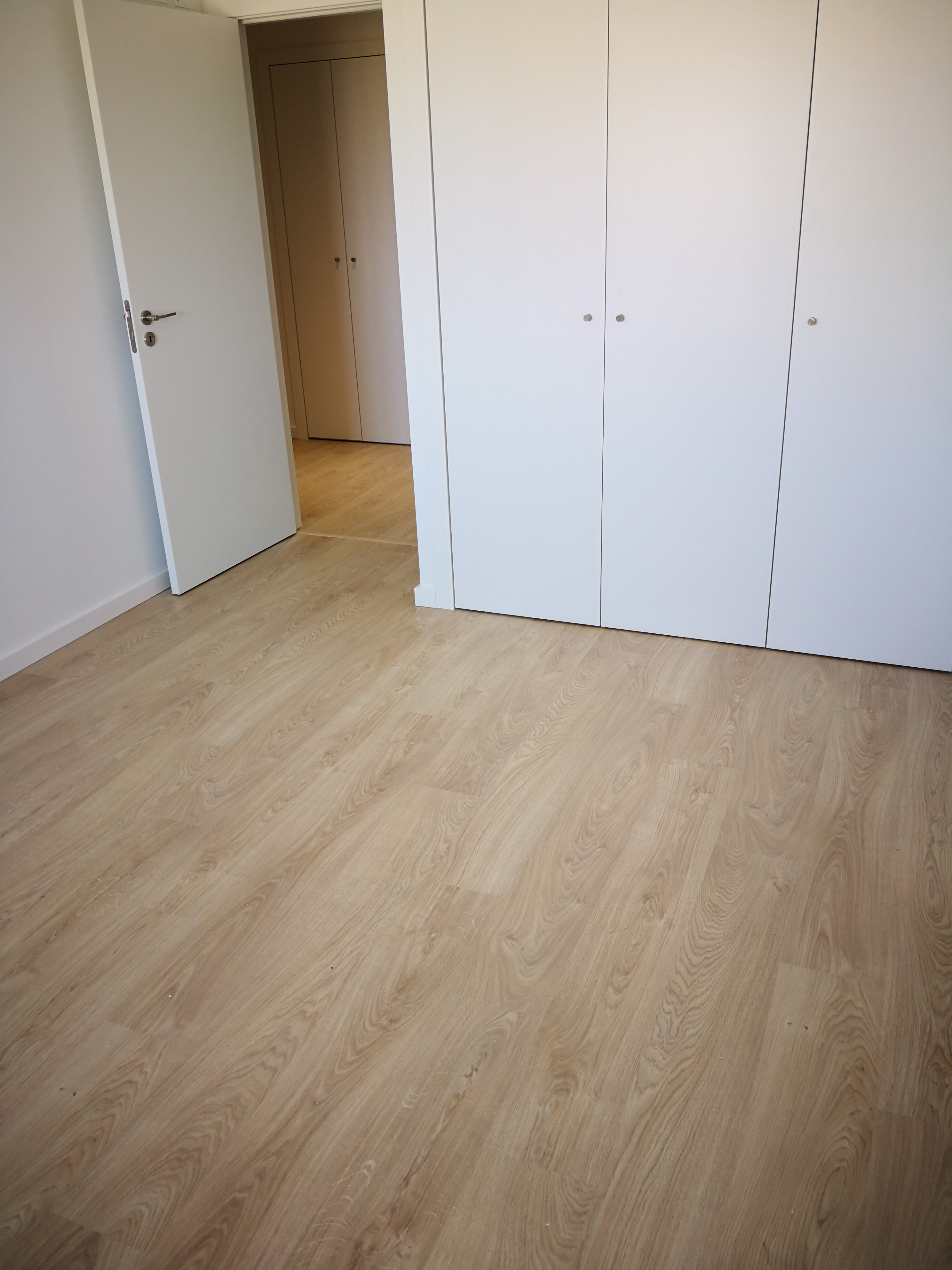 T2- VENDA - NOVO - 93,20 M2 - LUGAR DE ESTACIONAMENTO E ARRECADAÇÃO