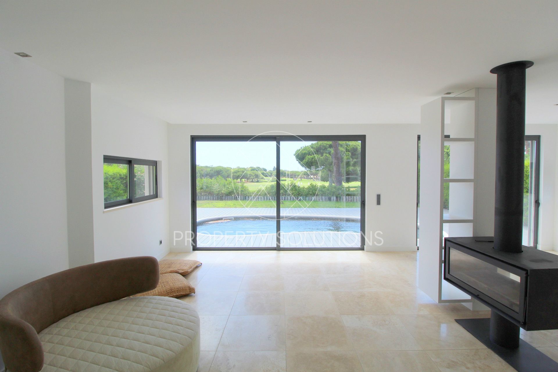 独立式的房子 4个房间