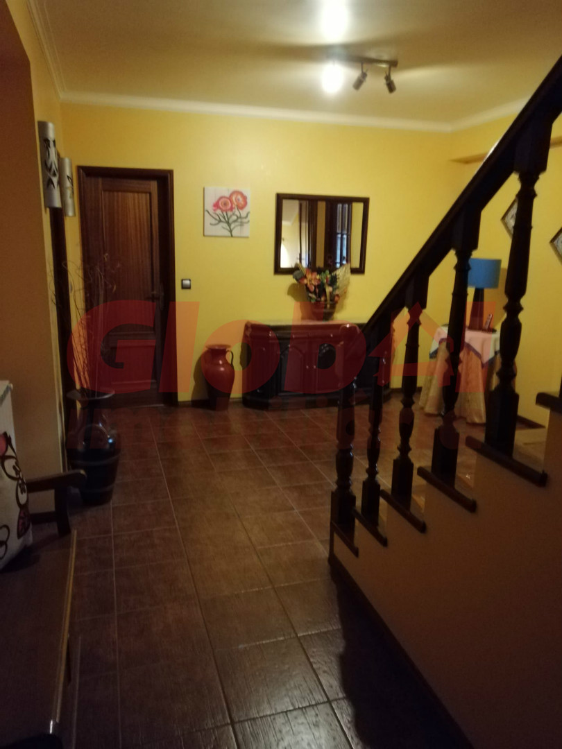 Moradia Geminada T4