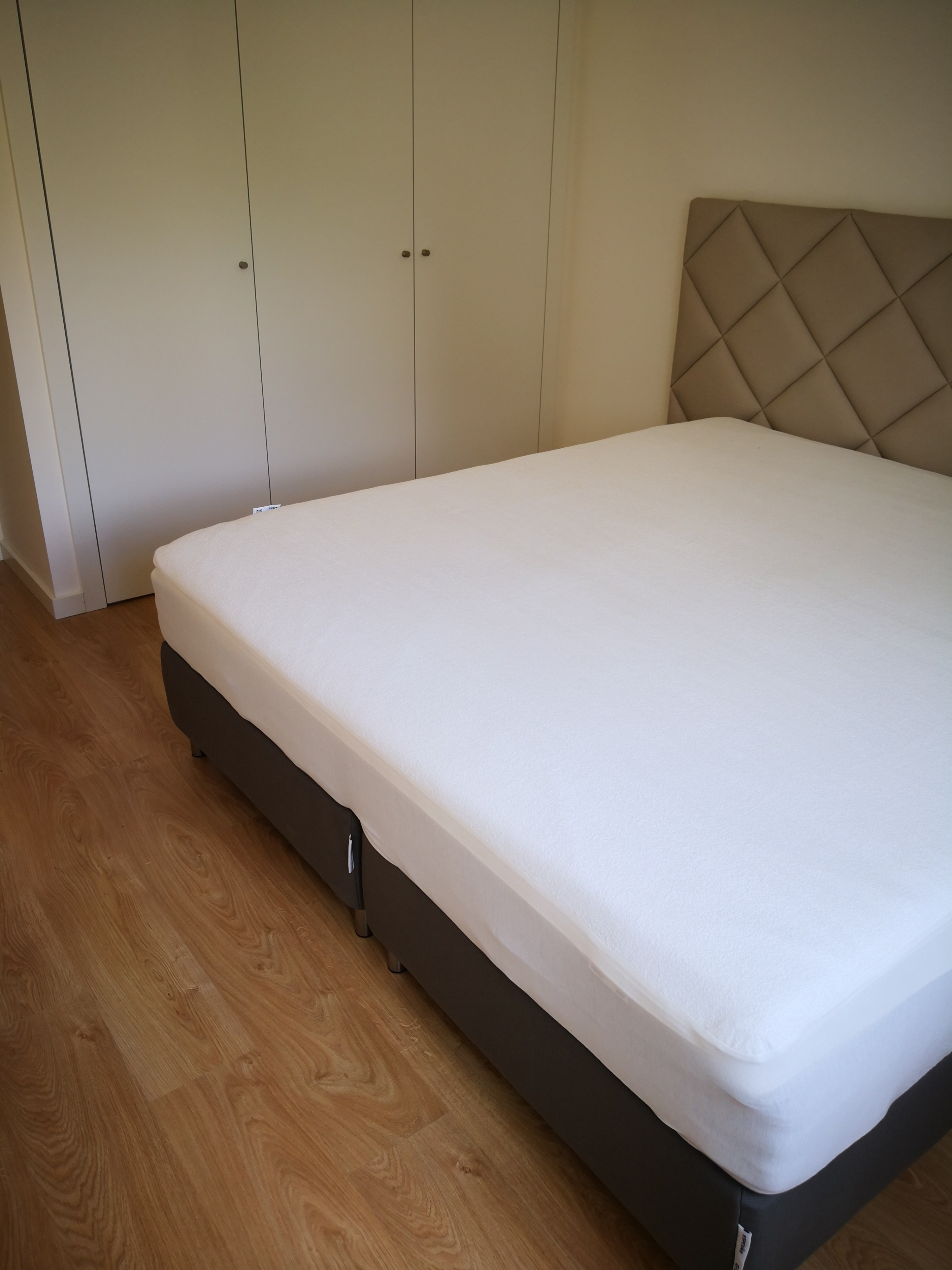 T2 - Arrendamento - Mobilado - 2 Lugares de Estacionamento e Arrecadação