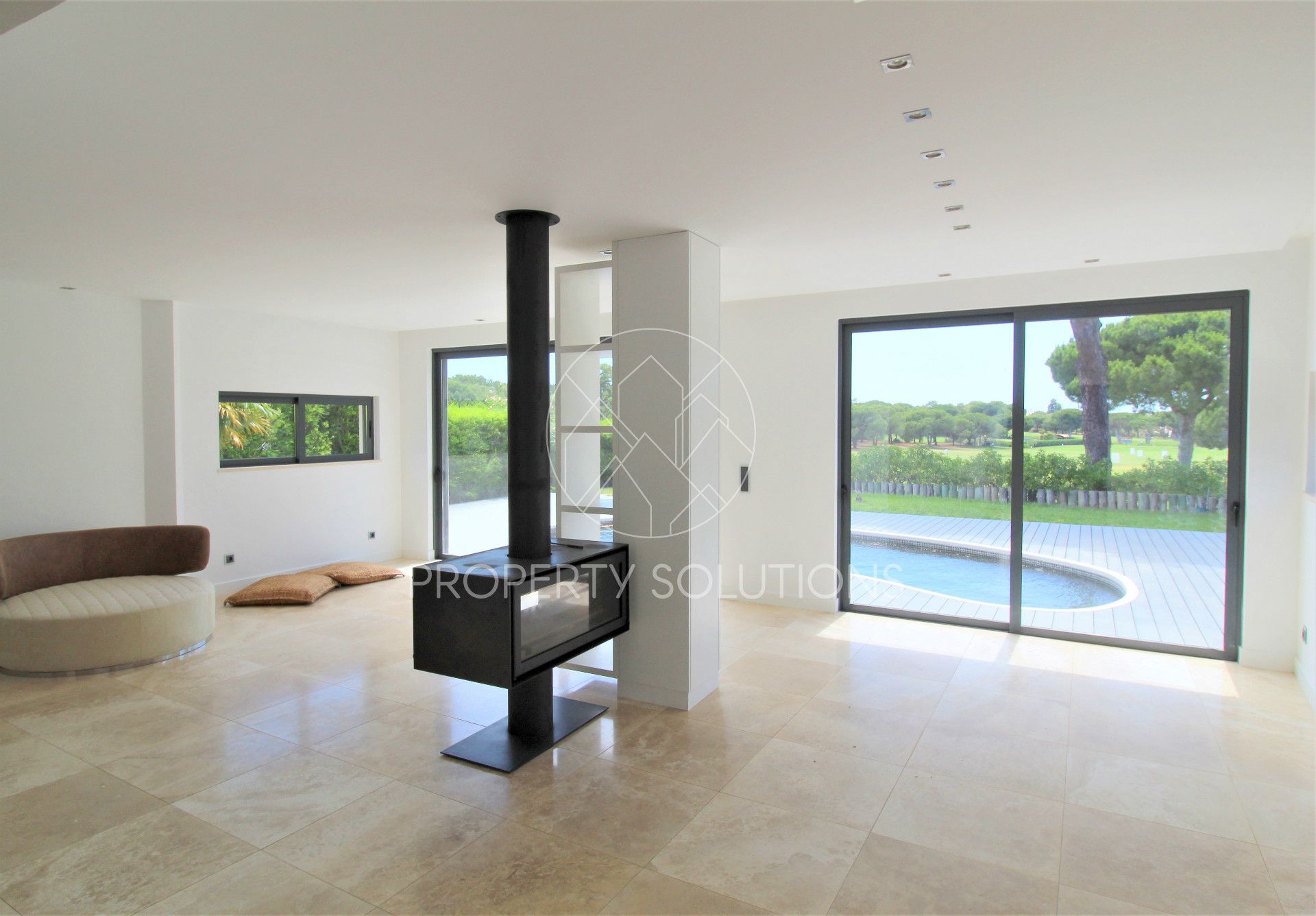 独立式的房子 4个房间