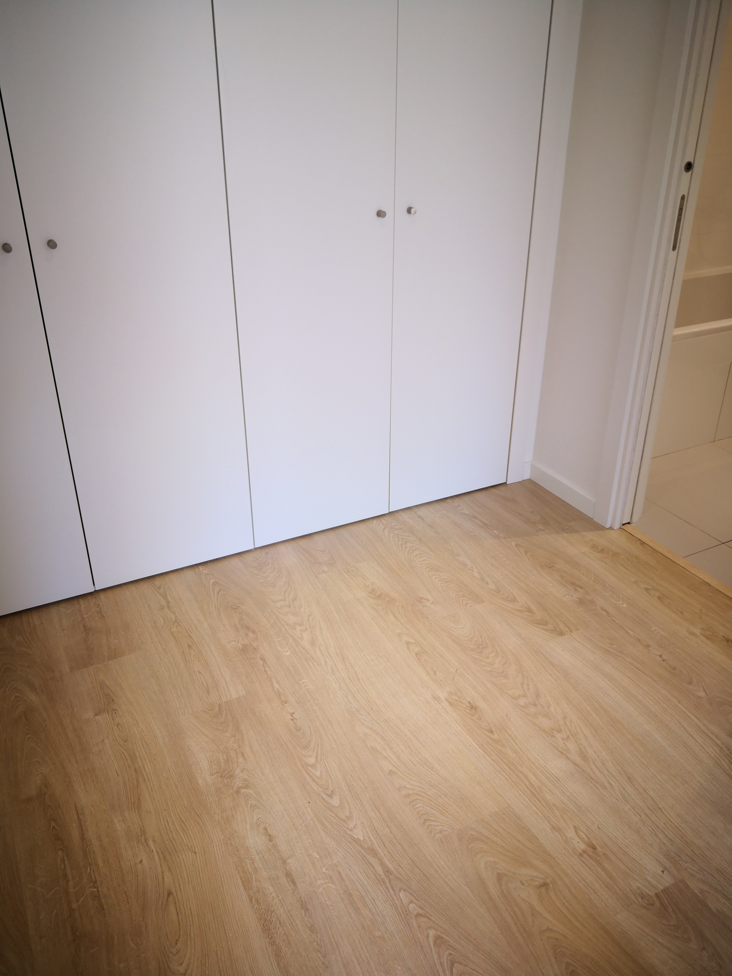 T2- ARRENDAMENTO - NOVO - 94,20 M2 - LUGAR DE ESTACIONAMENTO E ARRECADAÇÃO