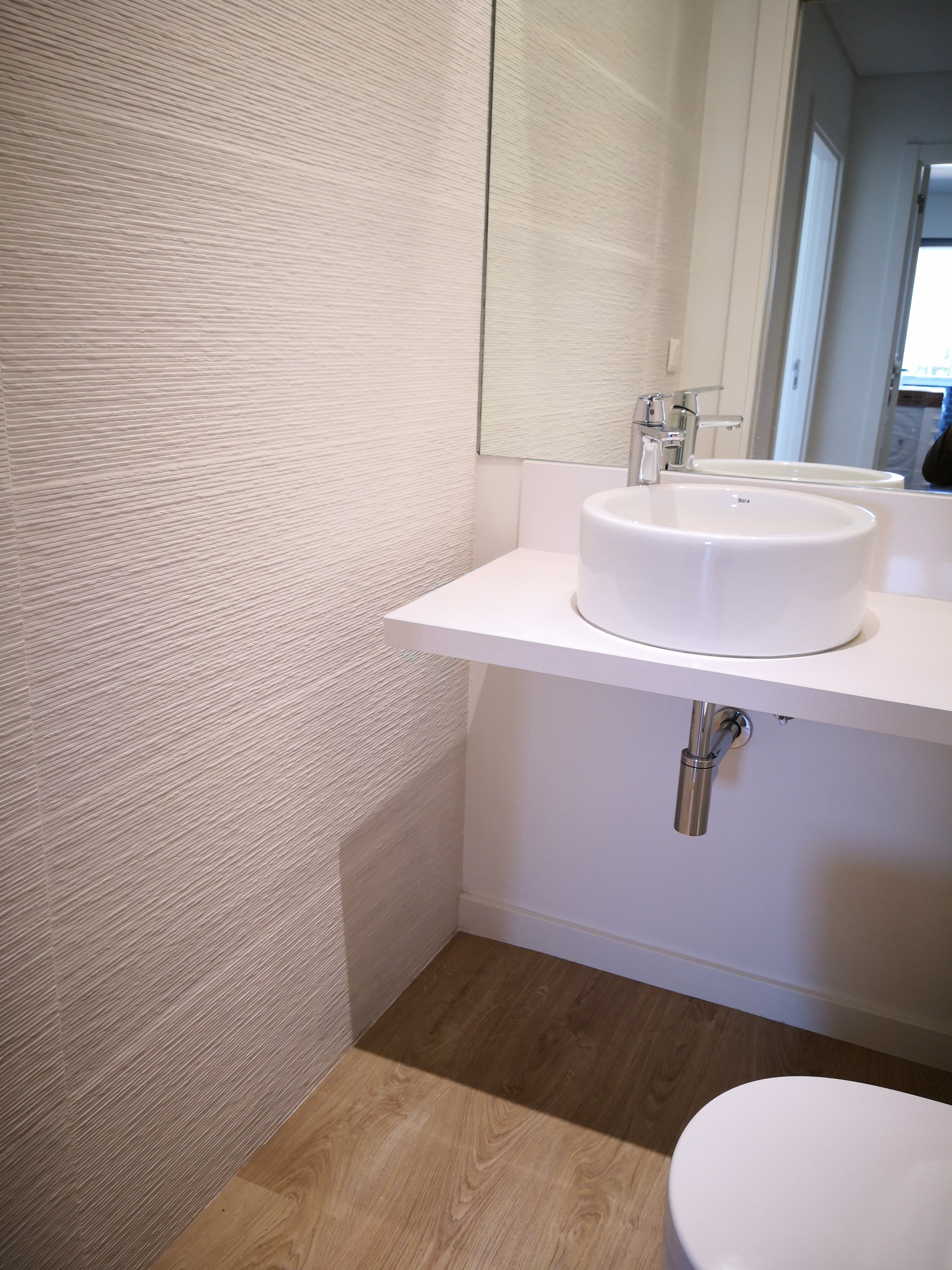 T2- VENDA - NOVO - 94,20 M2 - LUGAR DE ESTACIONAMENTO E ARRECADAÇÃO