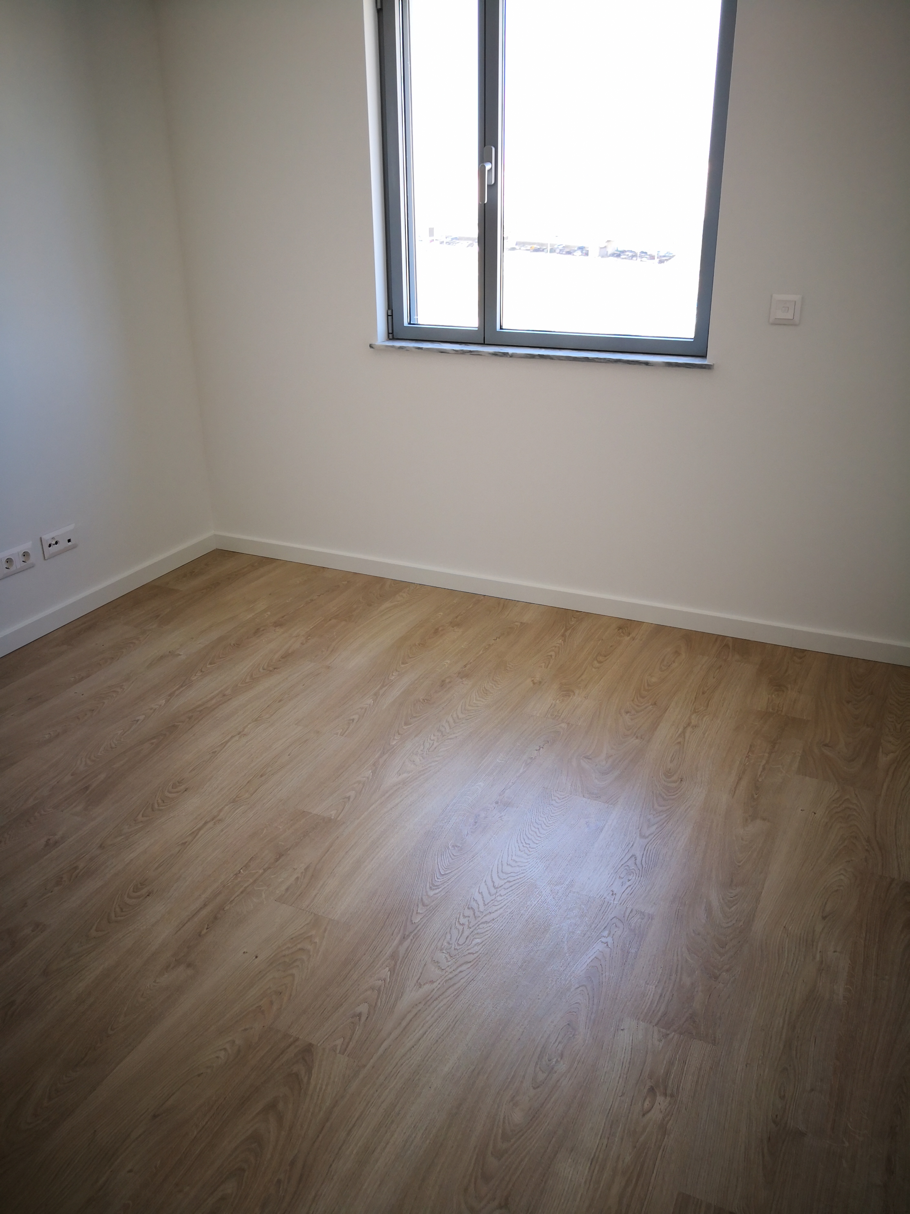 T2- VENDA - NOVO - 96,60 M2 - LUGAR DE ESTACIONAMENTO E ARRECADAÇÃO