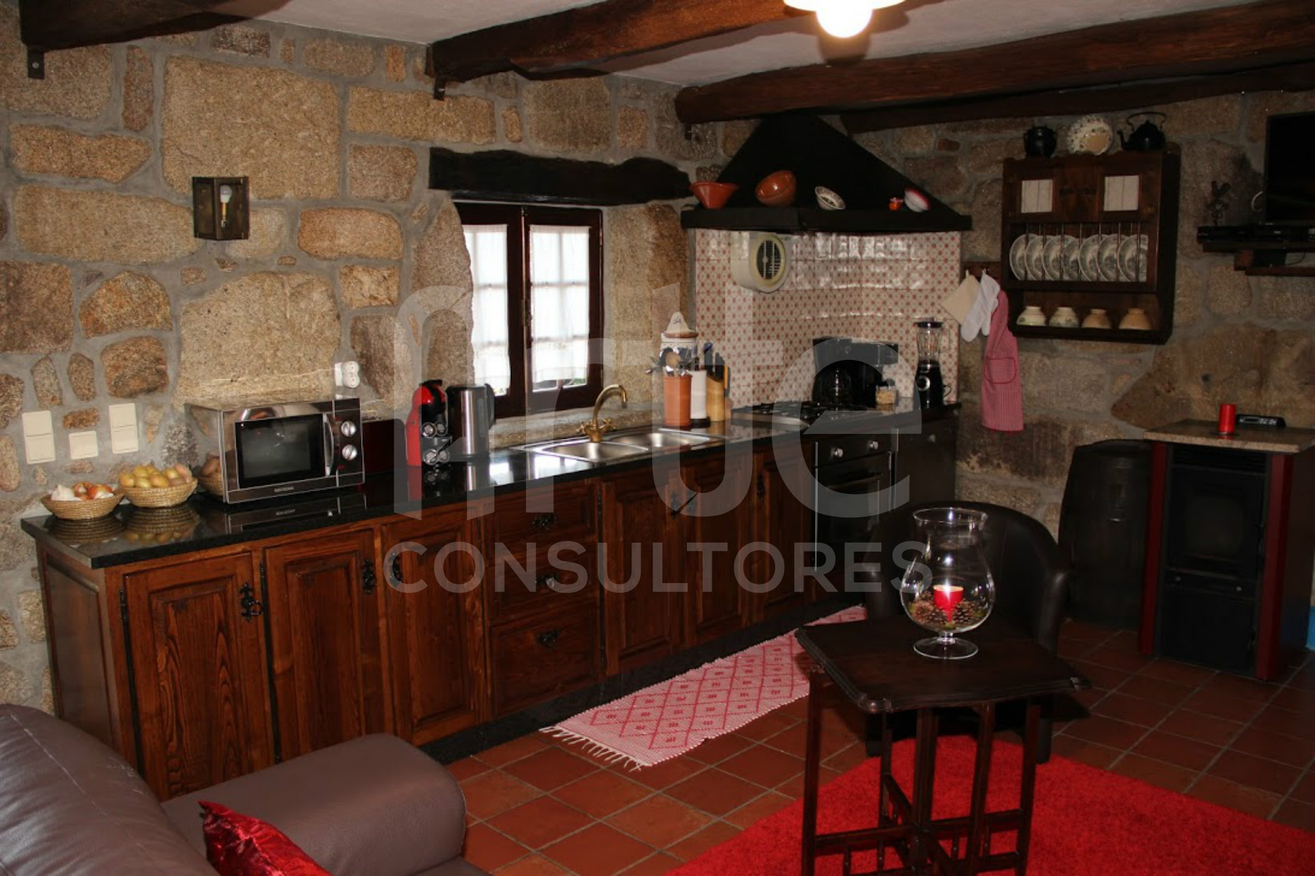 Quinta T3 em Couto Esteves para AL