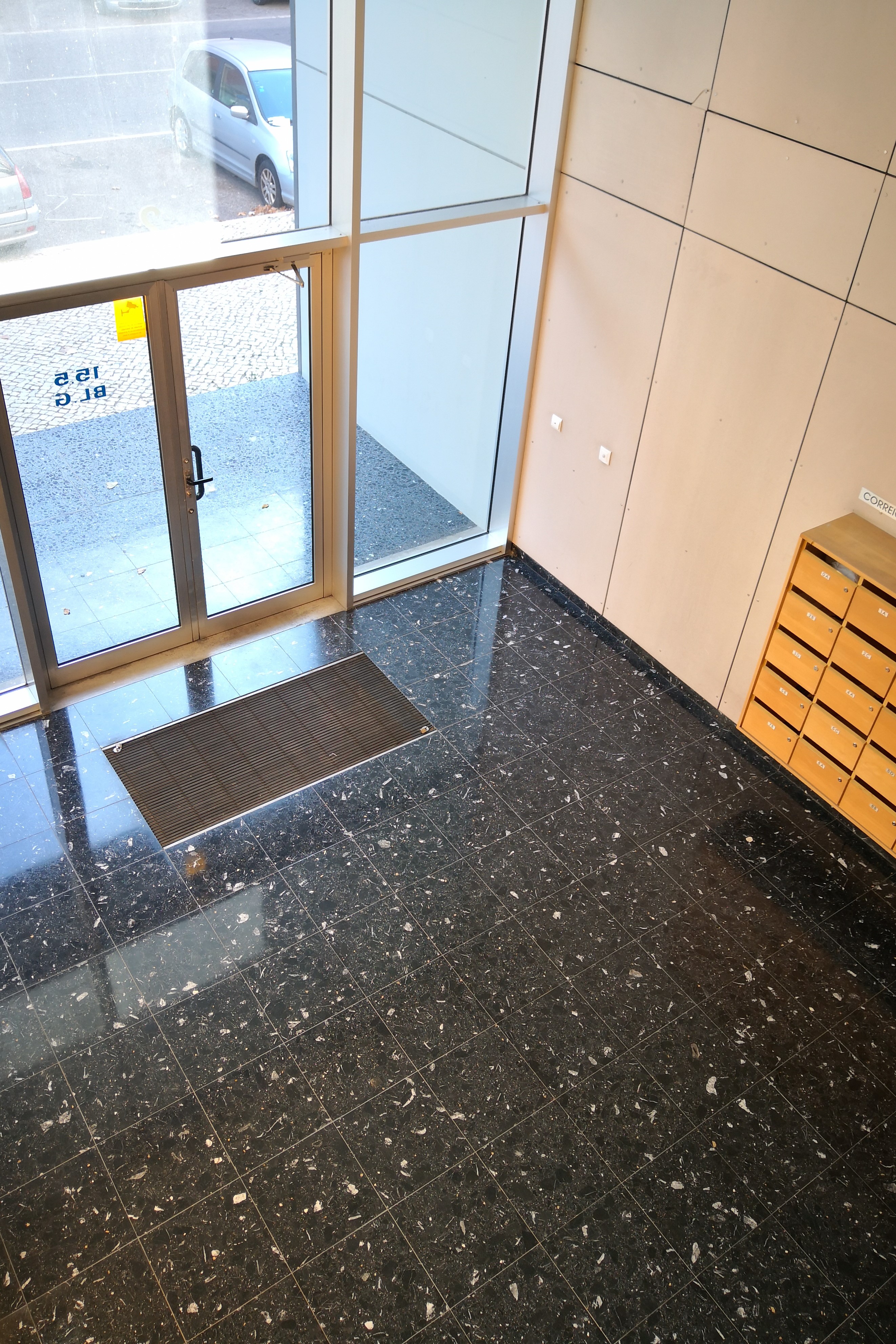 T1 - VENDA - LUGAR DE ESTACIONAMENTO E ARRECADAÇÃO