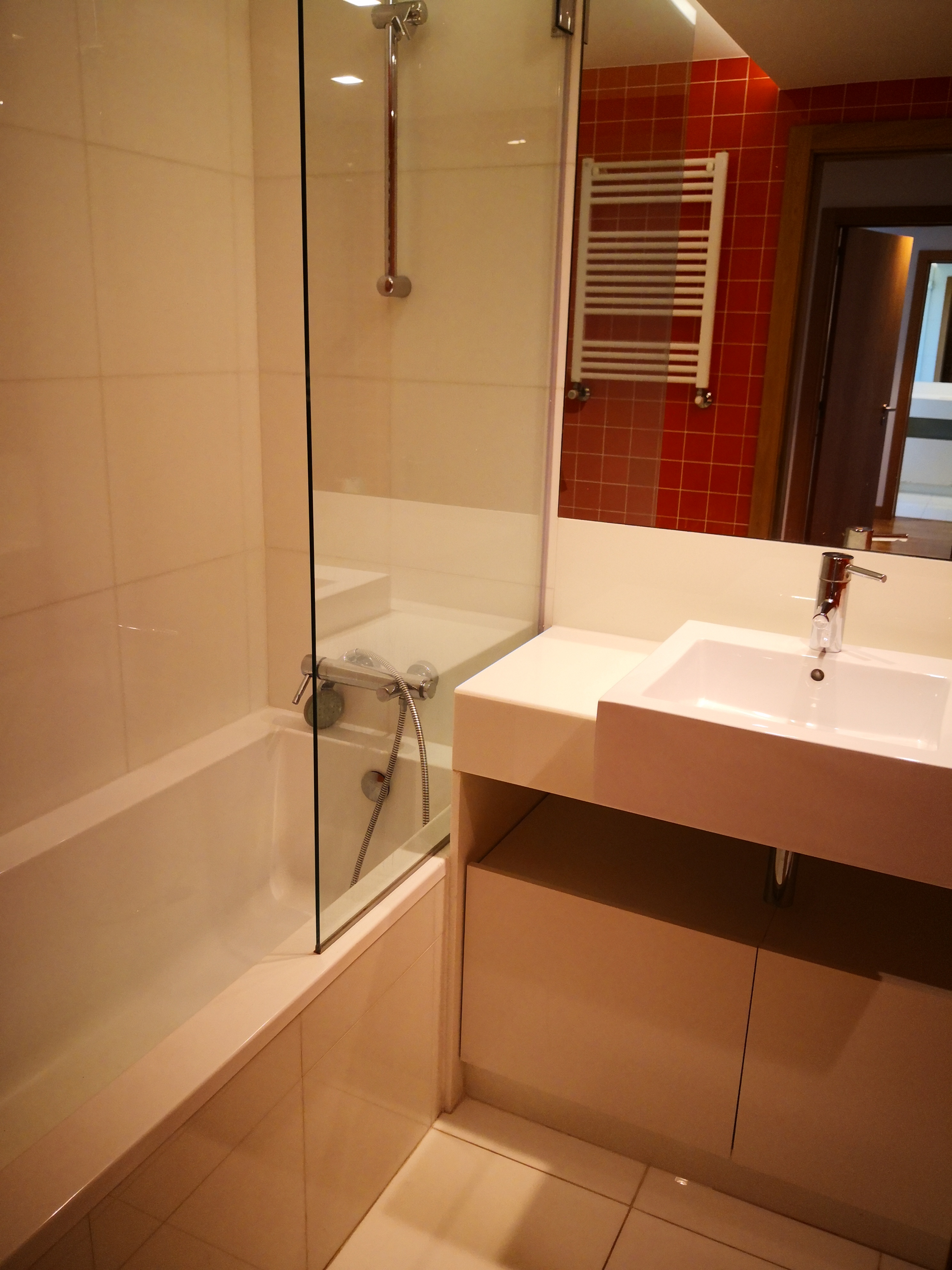 T3 - Venda - 176,20 m2 - 3 Lugares de Estacionamento e Arrecadação