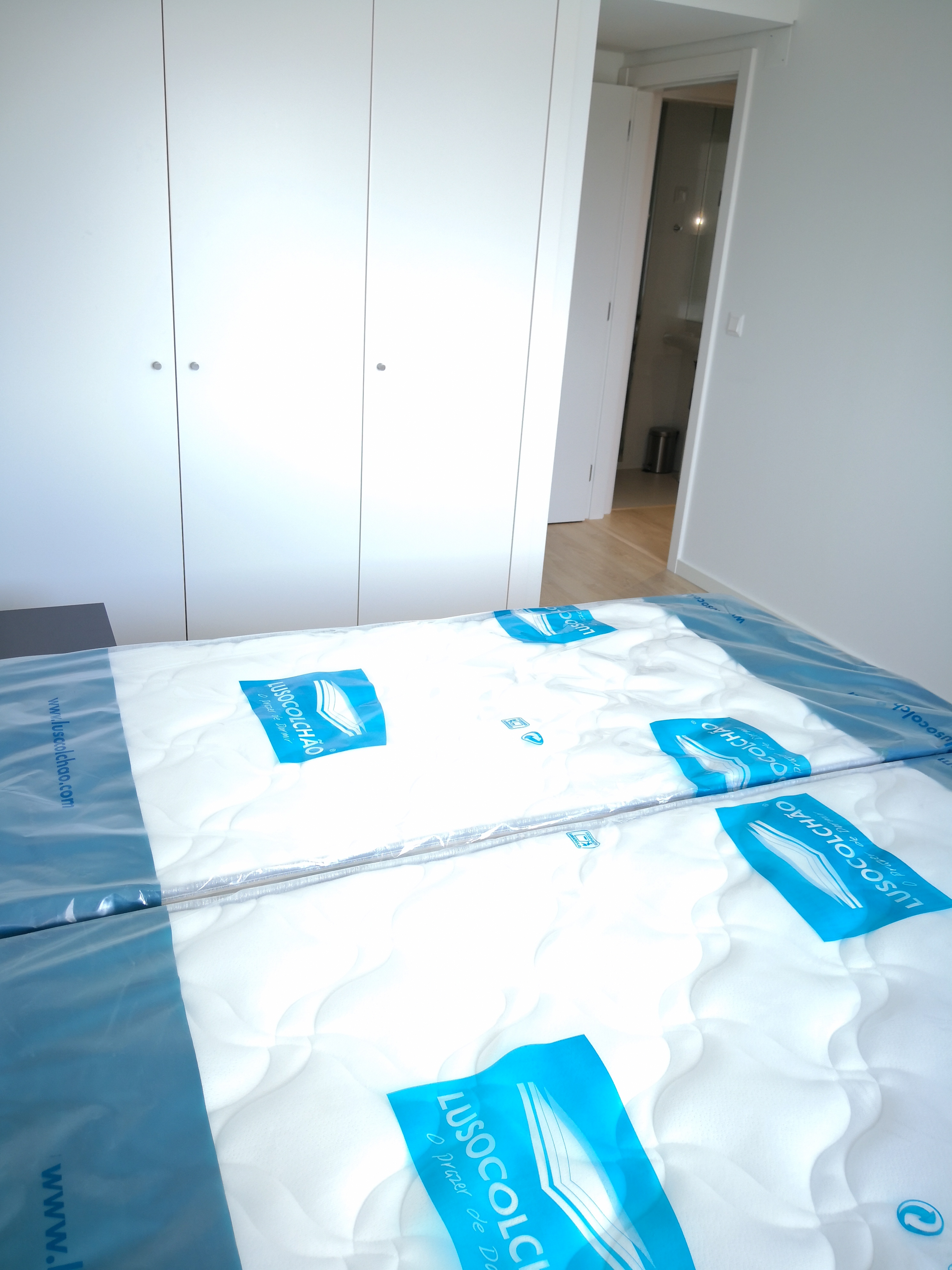 T2- ARRENDAMENTO - NOVO - TOTALMENTE EQUIPADO E MOBILADO