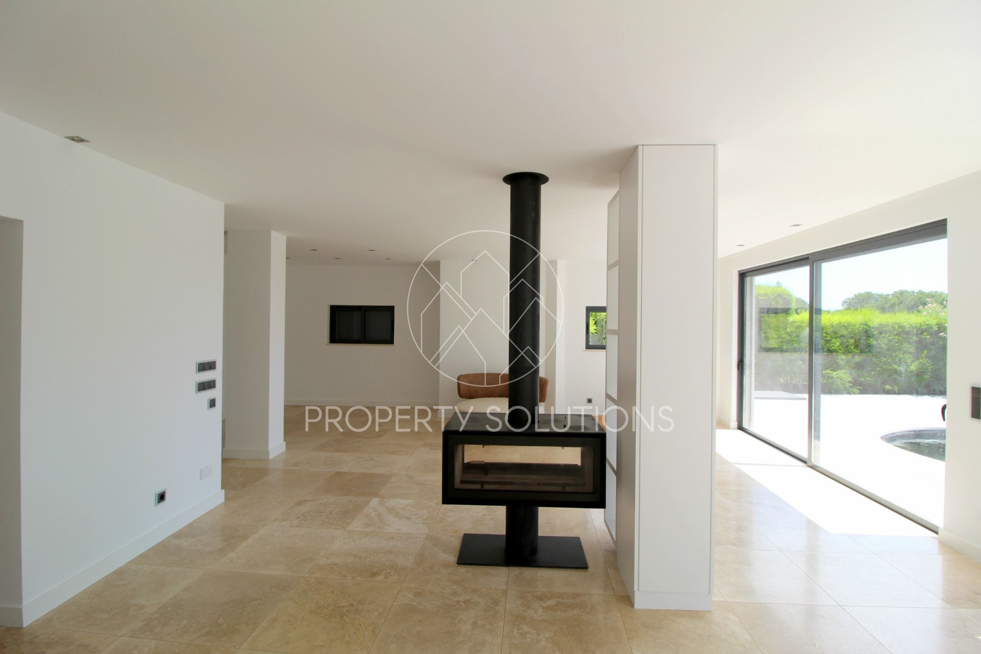 独立式的房子 4个房间