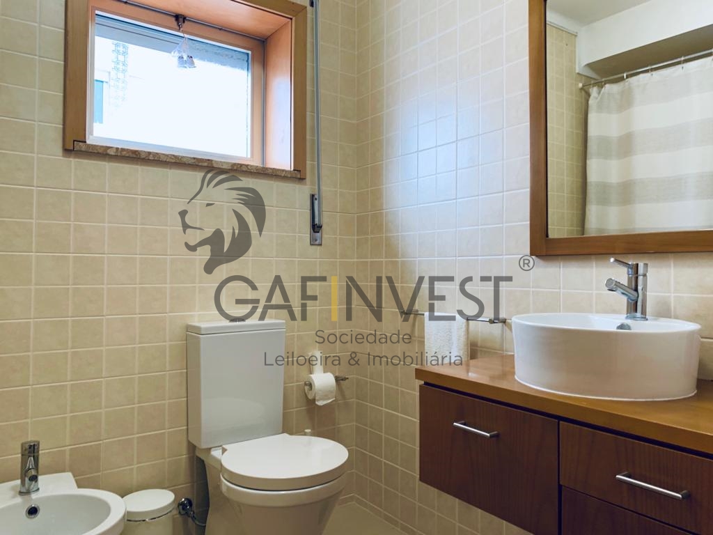 Apartamento T3 com Terraço na Praia da Barra