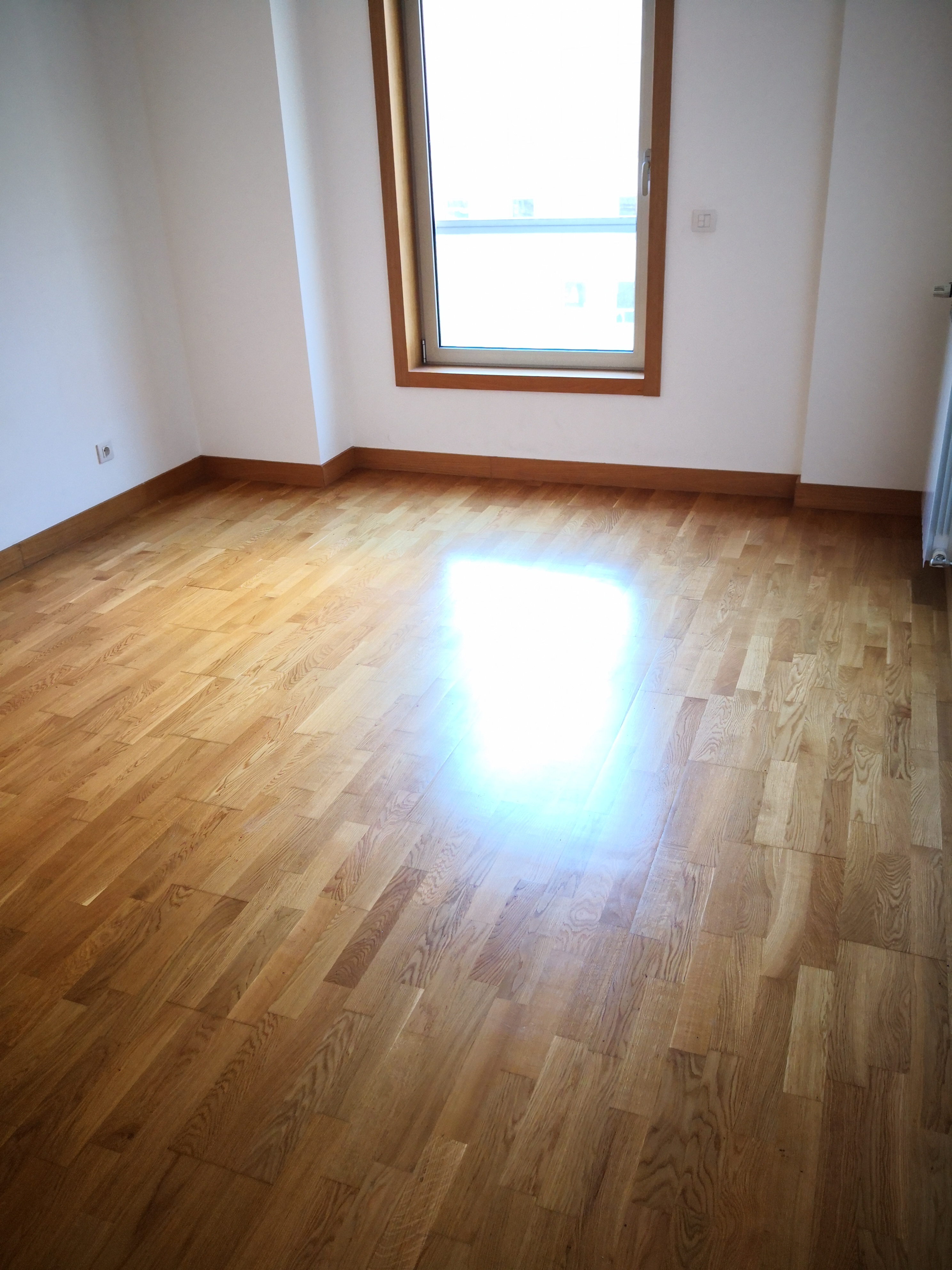 T3 - Venda - 176,20 m2 - 3 Lugares de Estacionamento e Arrecadação