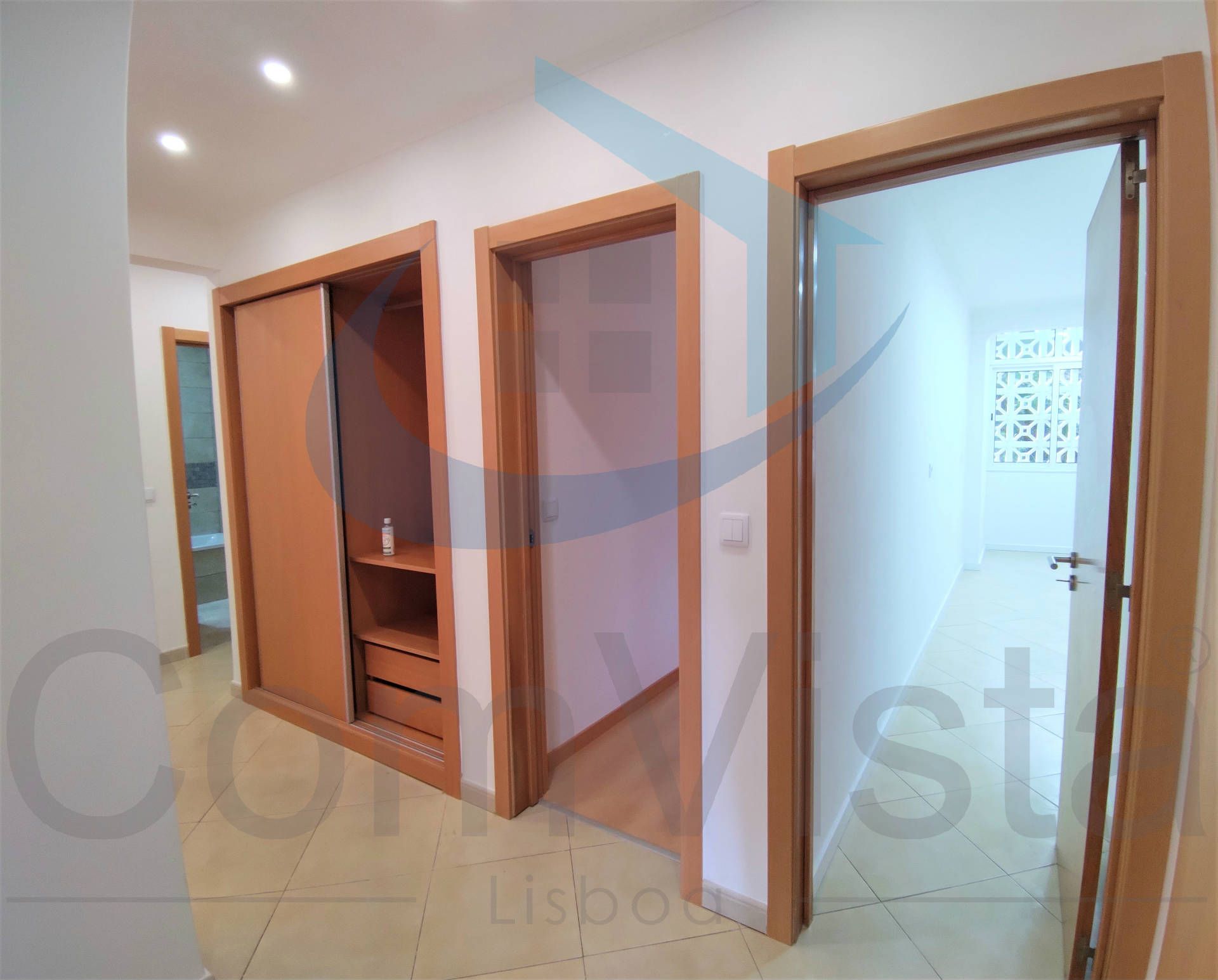 Apartamento T3 em Carnaxide