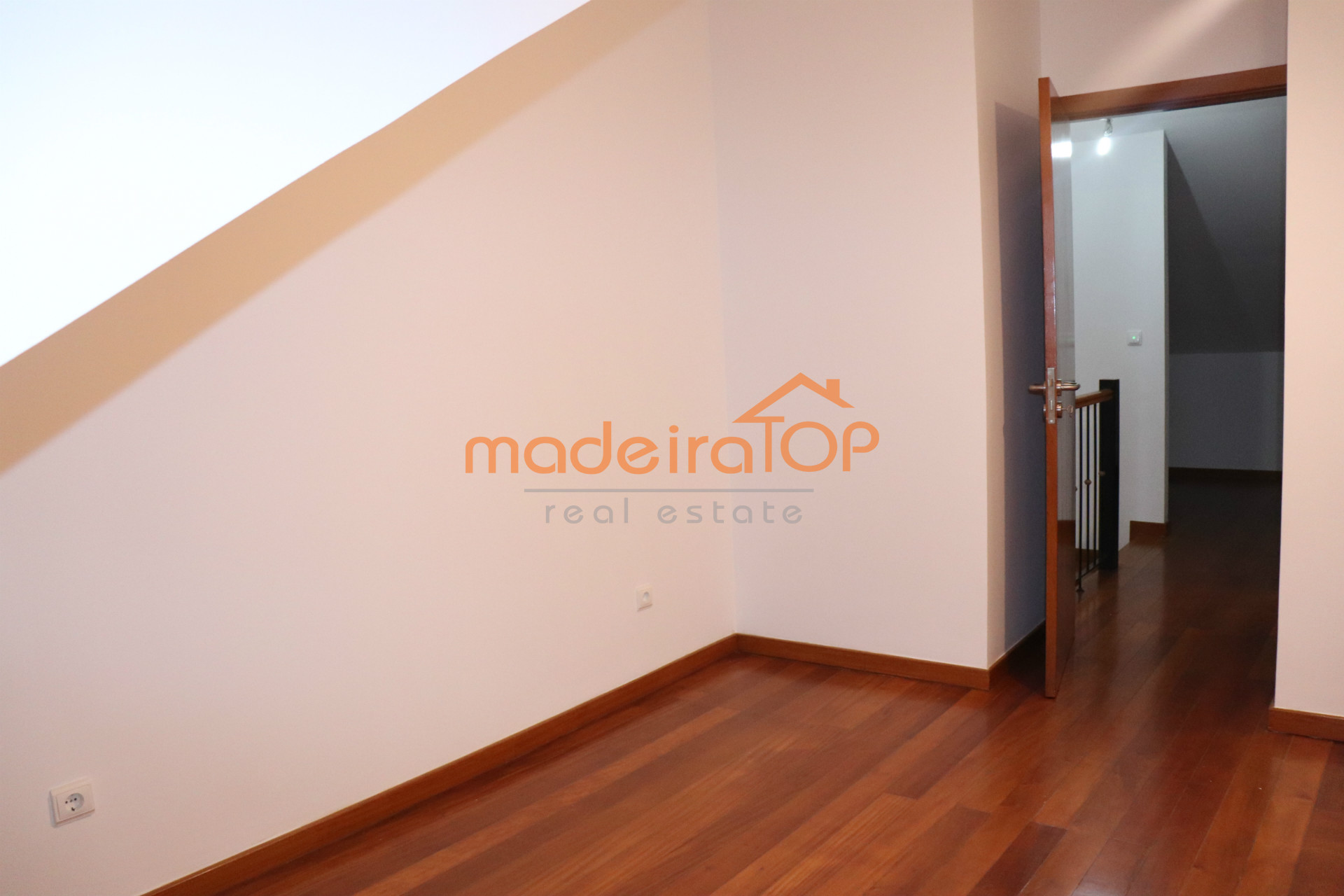 Maison dans village 3 Chambre(s)+1