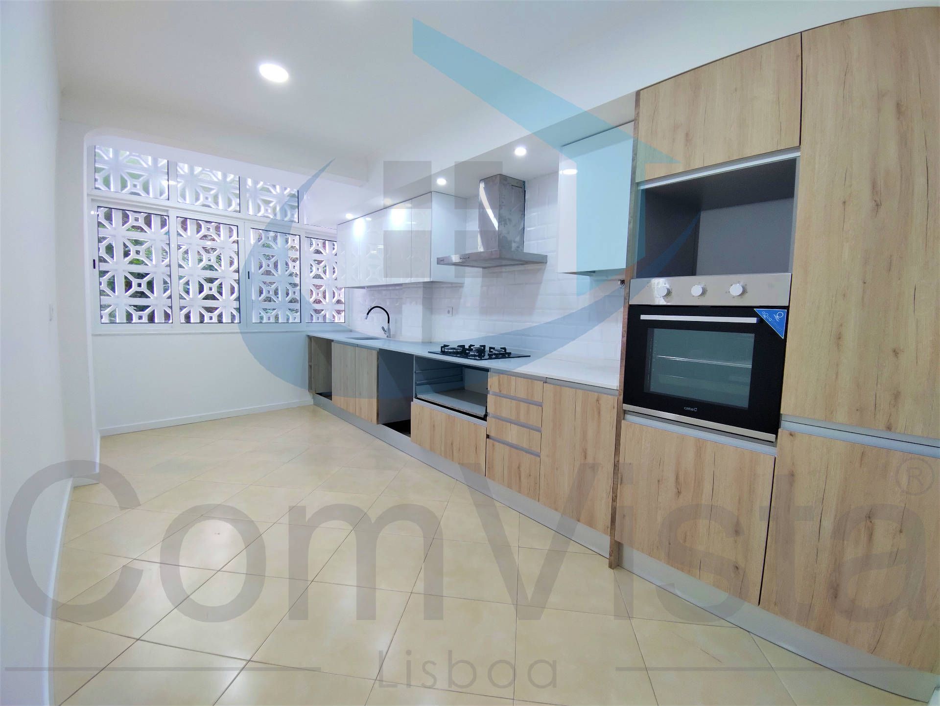 Apartamento T3 em Carnaxide