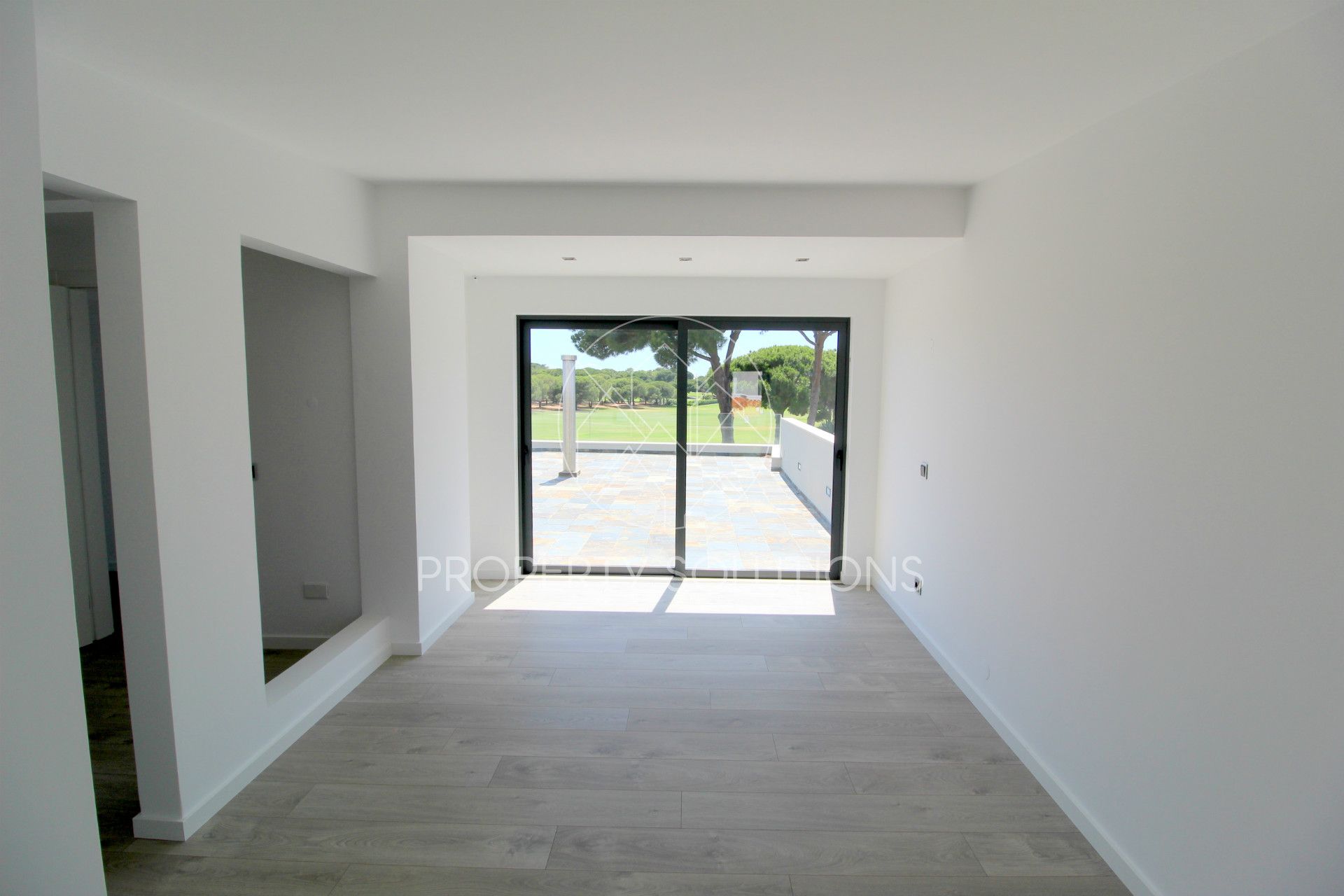 独立式的房子 4个房间