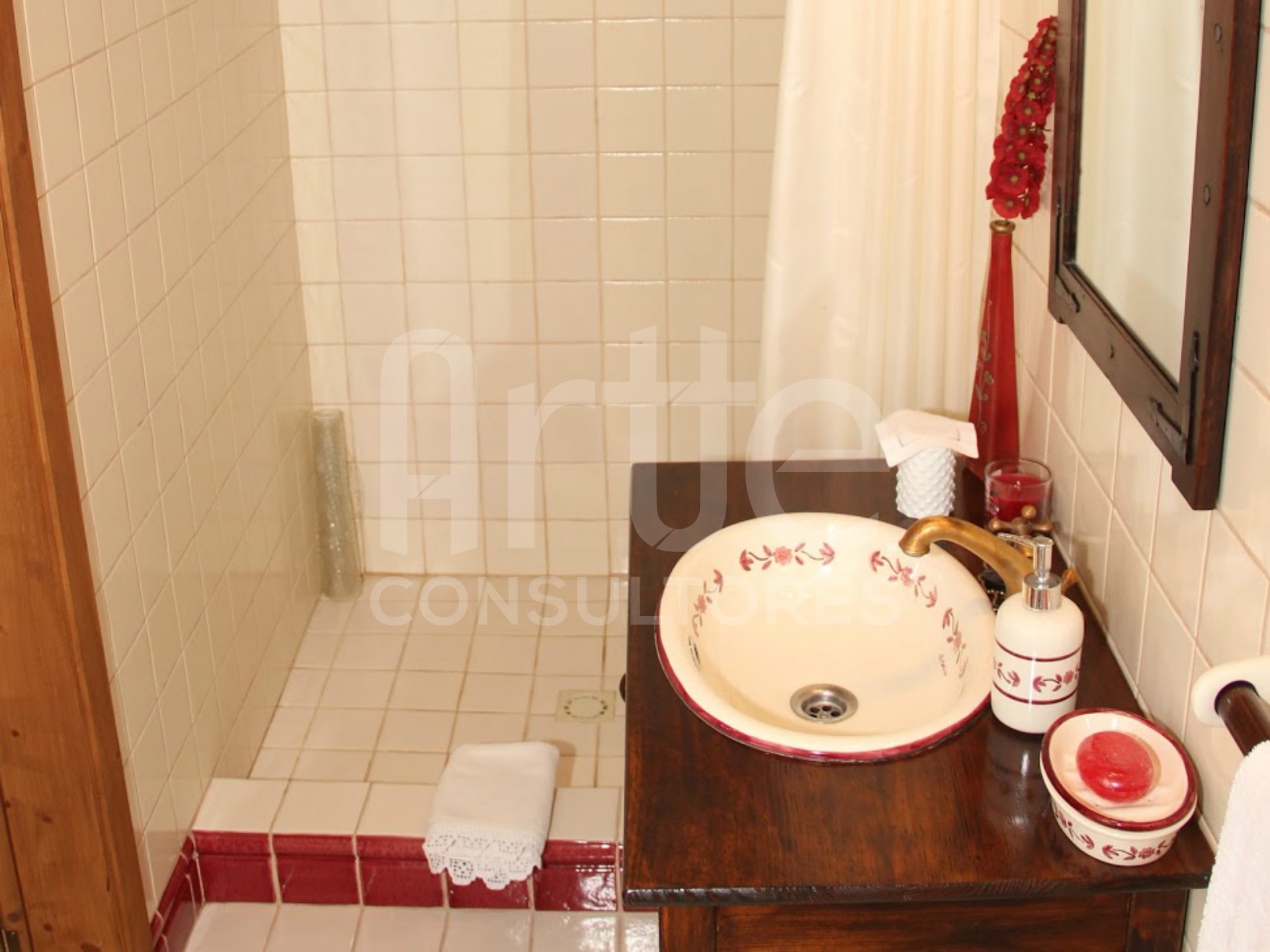 Quinta T3 em Couto Esteves para AL