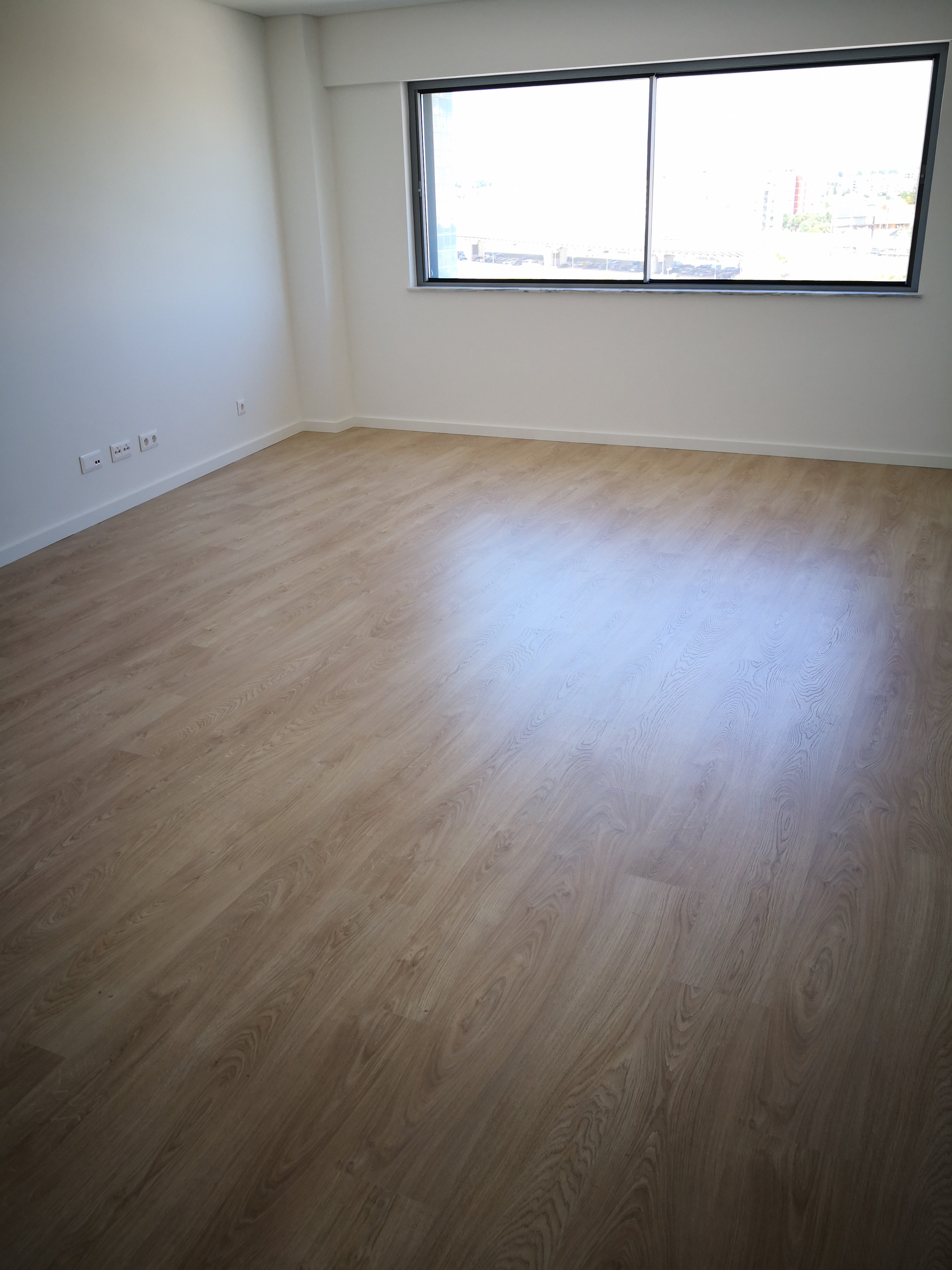 T2- VENDA - NOVO - 96,60 M2 - LUGAR DE ESTACIONAMENTO E ARRECADAÇÃO