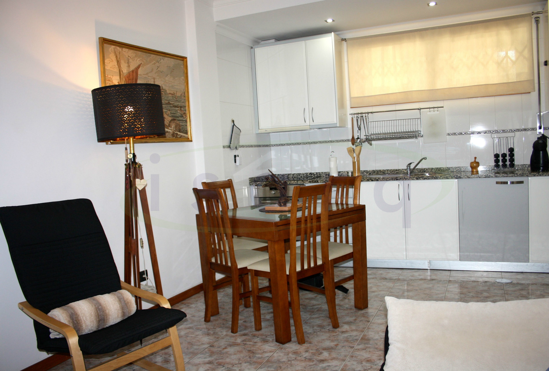 Apartamento T1 com Terraço - Excelente Investimento!