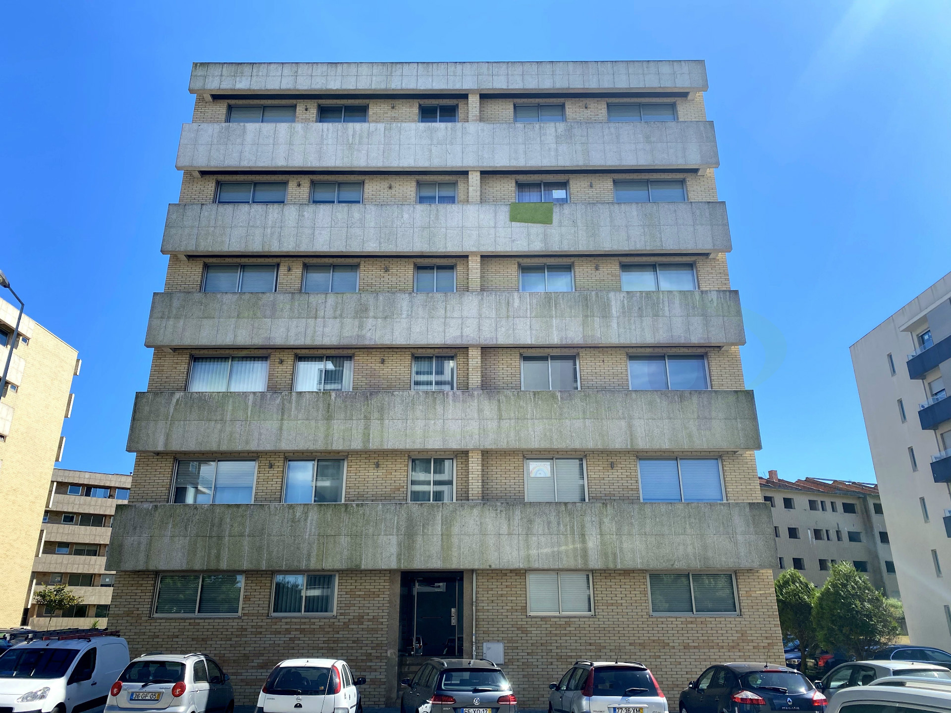 Apartamento de 3 dormitorios de excelente calidad de construcción y acabados cerca de la playa