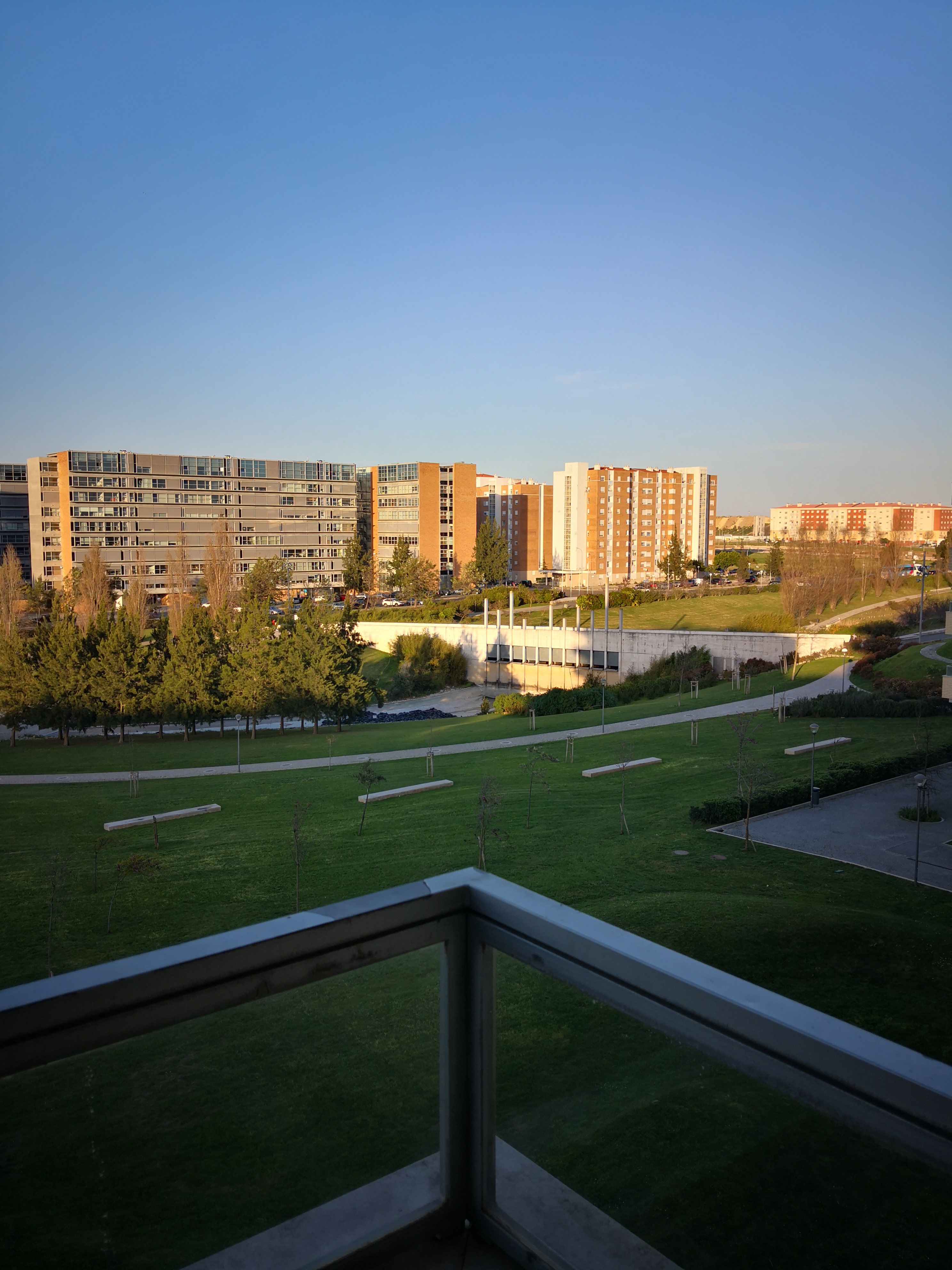 T3 - Venda - 176,20 m2 - 3 Lugares de Estacionamento e Arrecadação
