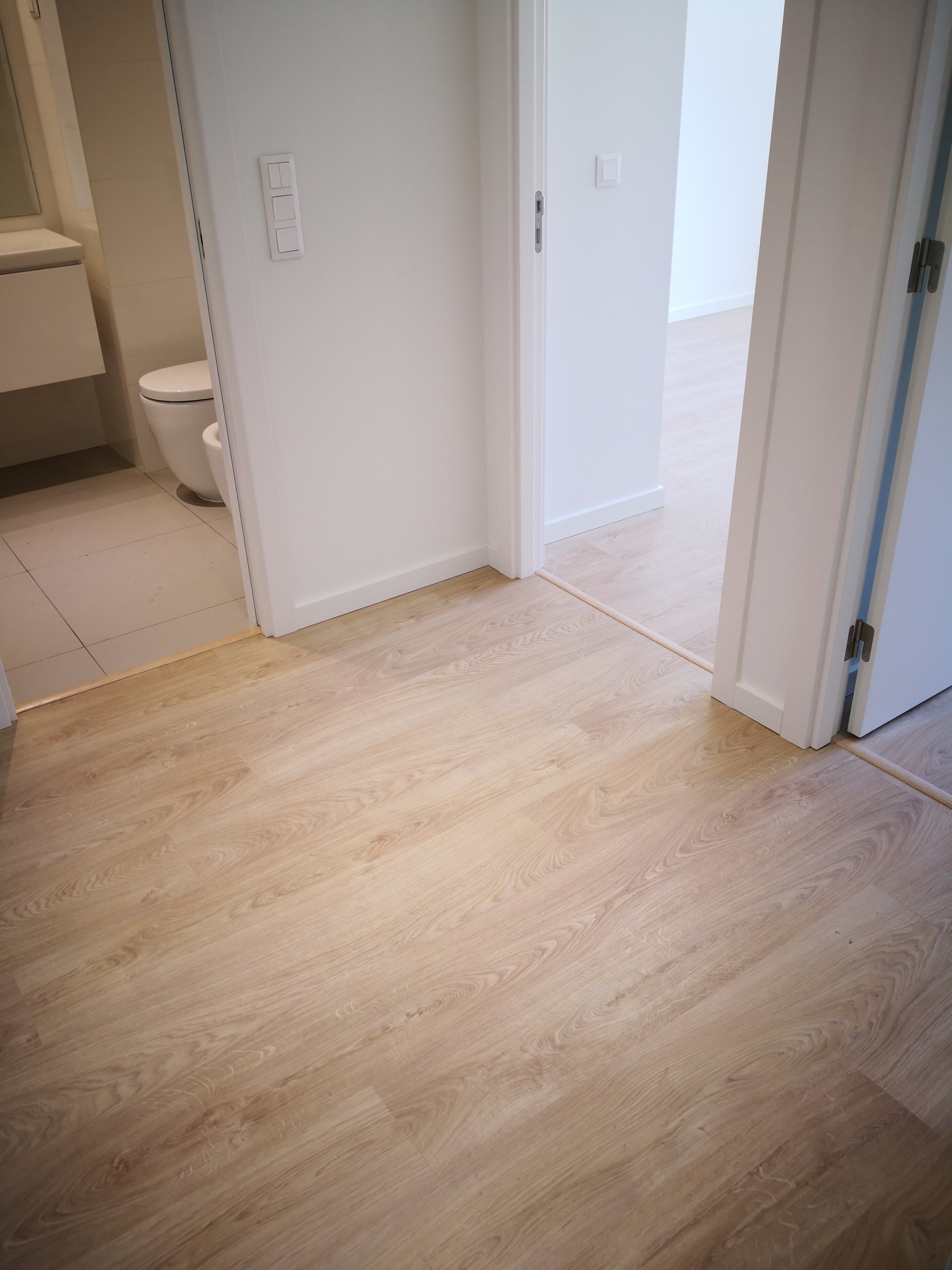 T2- ARRENDAMENTO - NOVO - 94,20 M2 - LUGAR DE ESTACIONAMENTO E ARRECADAÇÃO