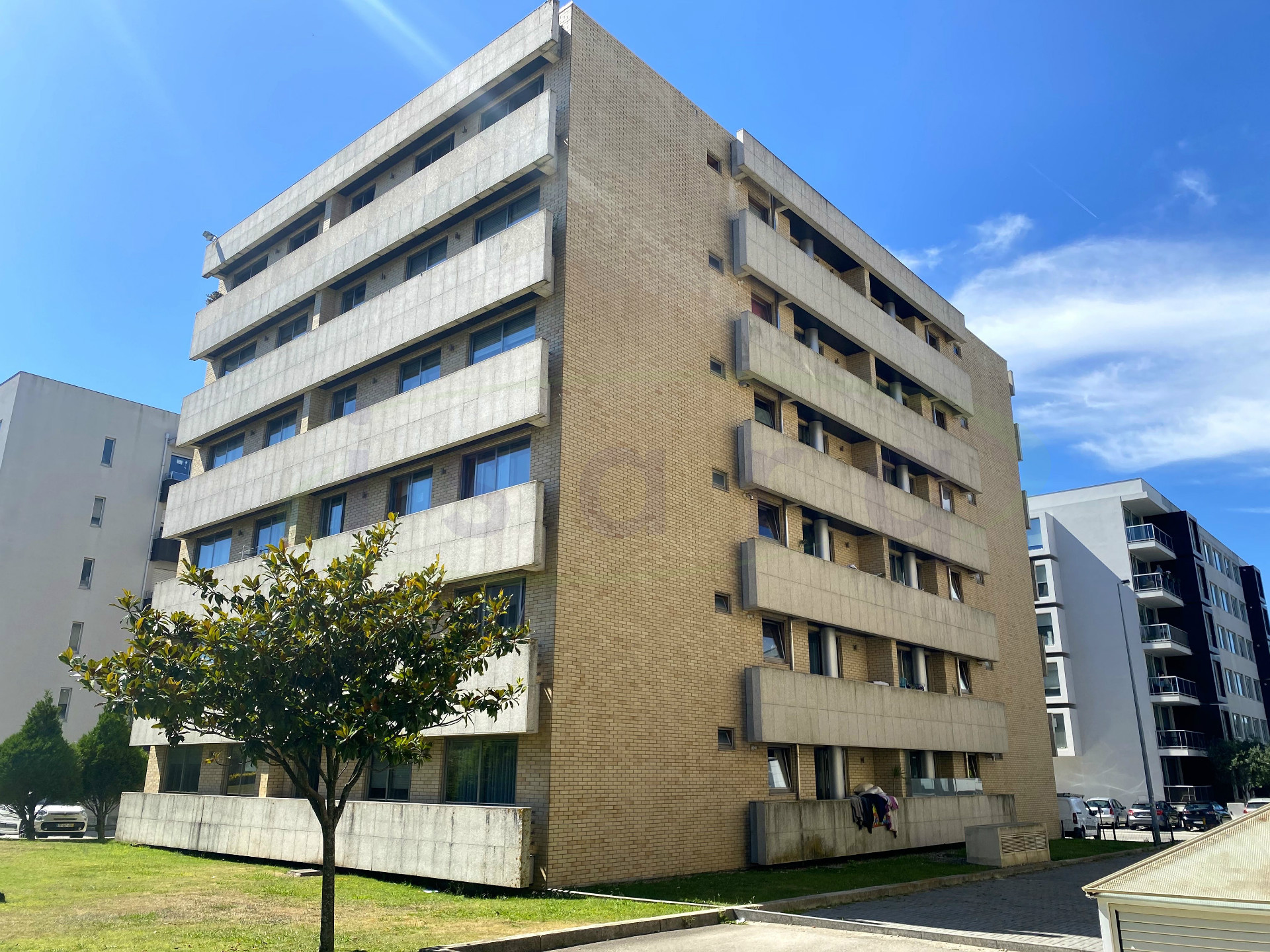 Apartamento de 3 dormitorios de excelente calidad de construcción y acabados cerca de la playa