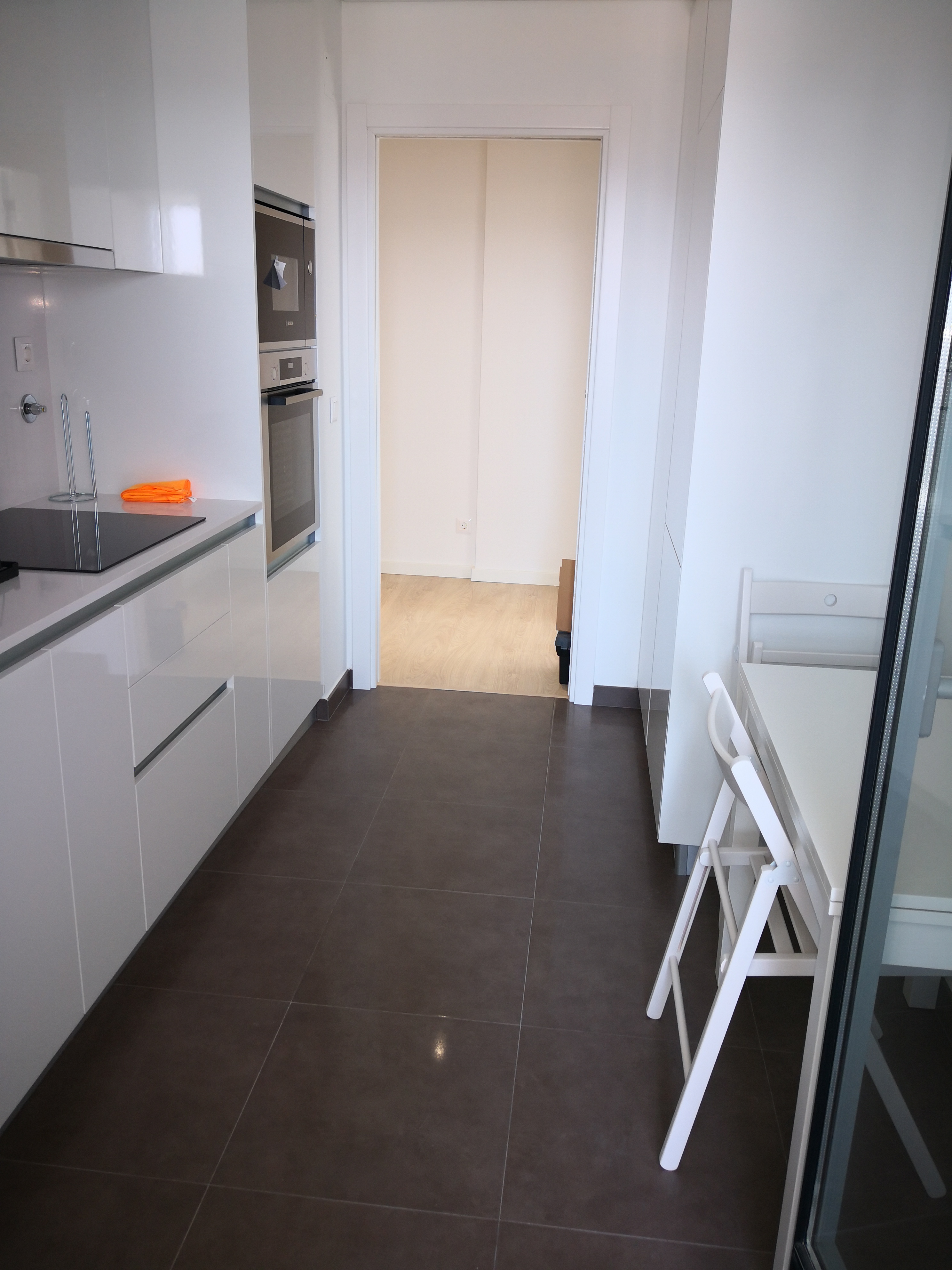 T2- ARRENDAMENTO - NOVO - TOTALMENTE EQUIPADO E MOBILADO