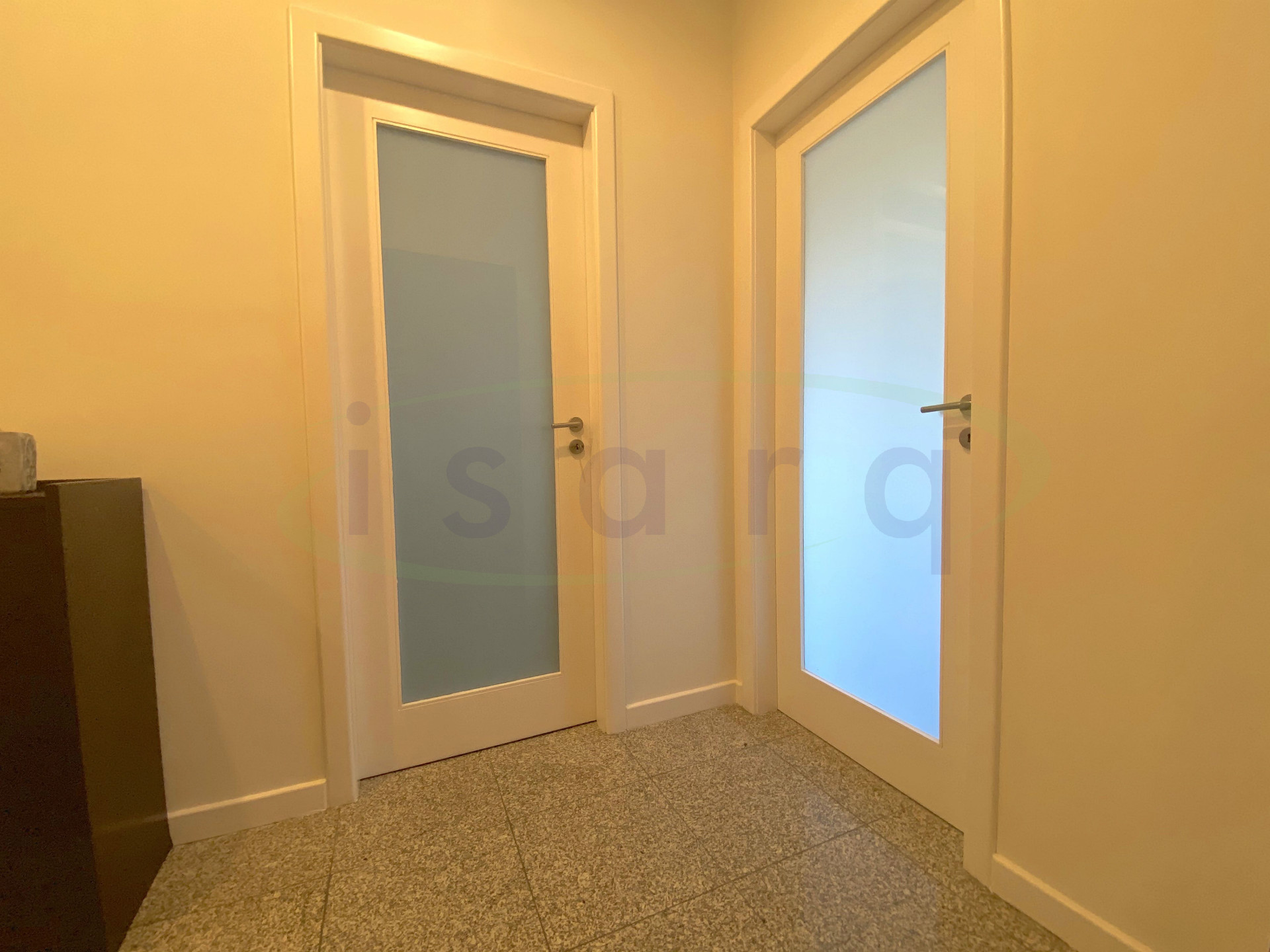 2 bedroom apartment in excellent condition in the center of Trofa;