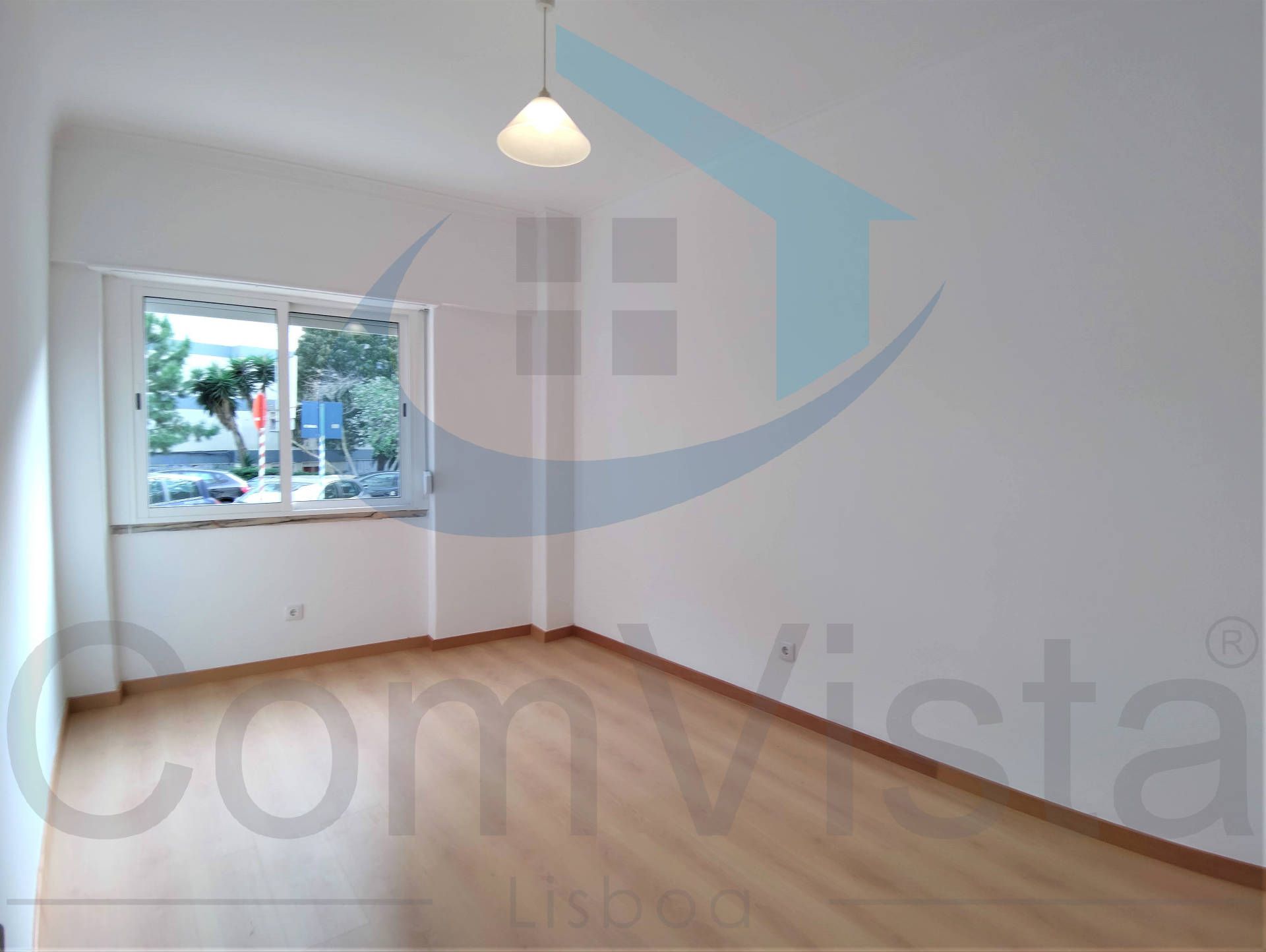 Apartamento T3 em Carnaxide